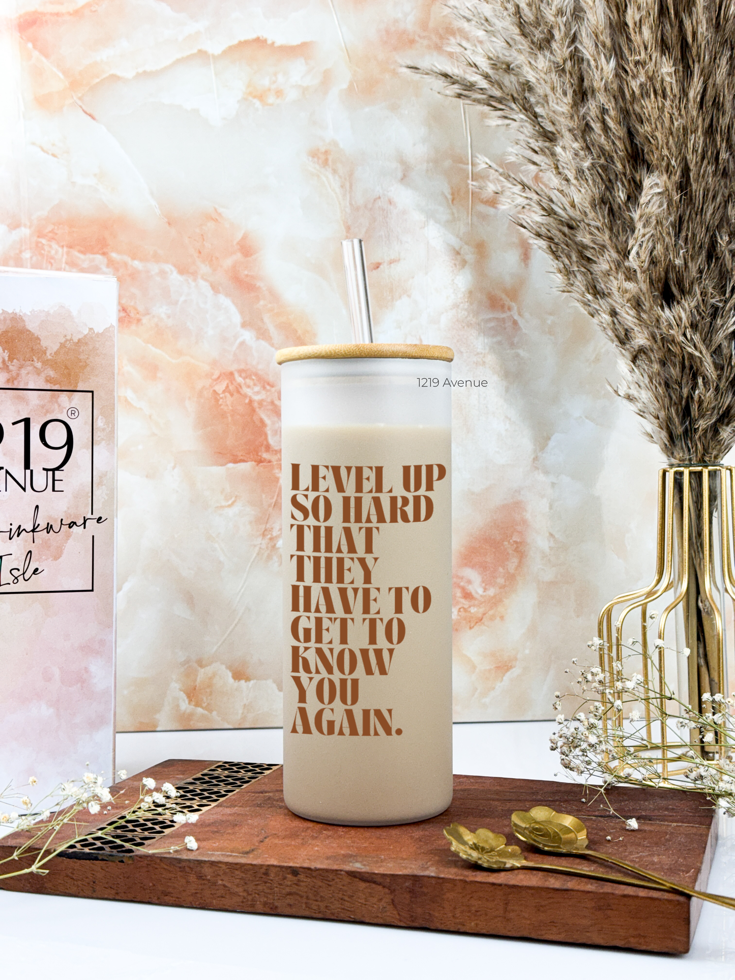 Frosted Grande Sipper 650ml| Level Up Print| 20oz Tall Tumbler with Straw and Lid