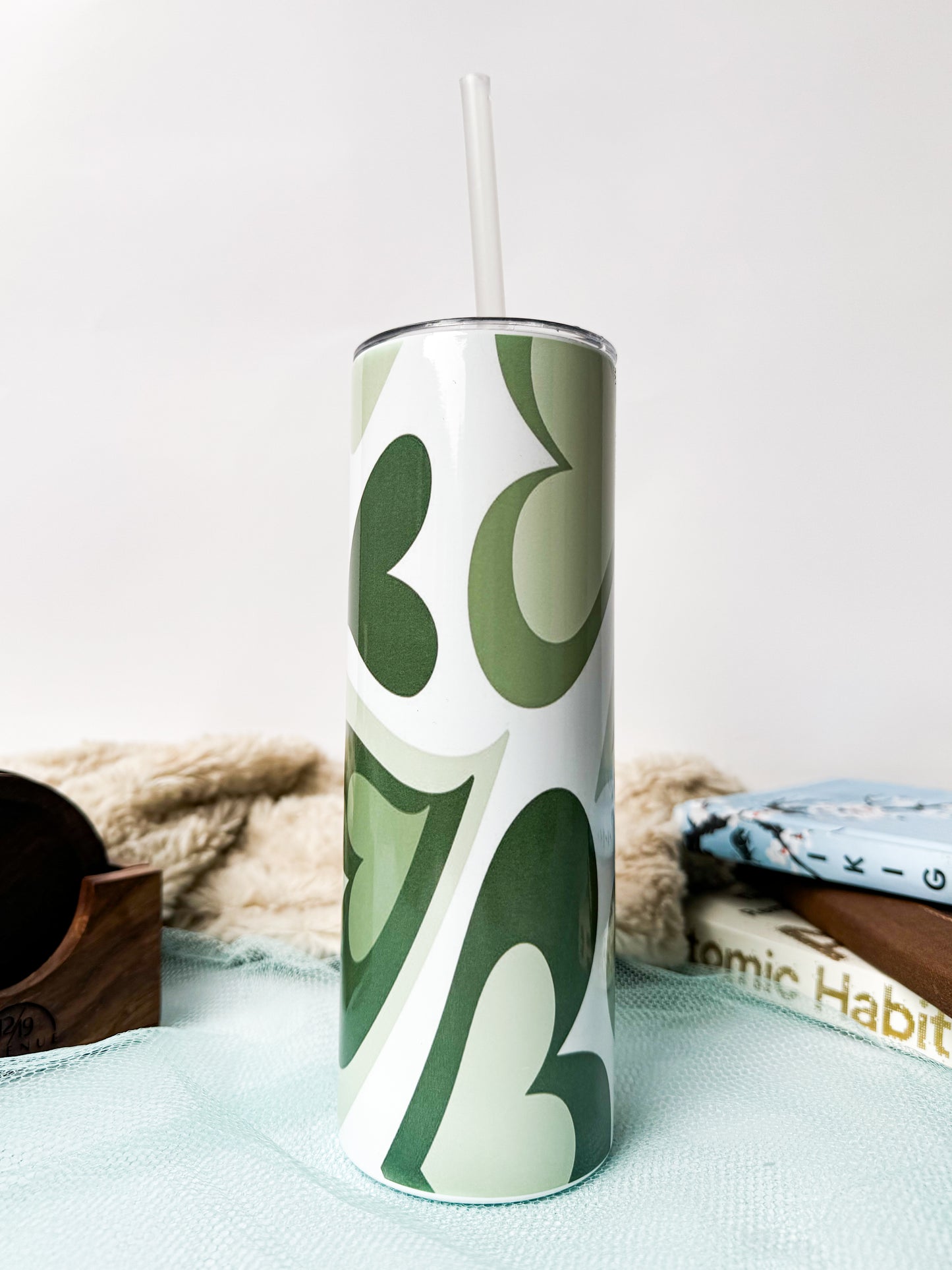 Colossal Tumbler 700ml with Straw | Sage Hearty Swirl Print| Double Walled Insulated Tumbler 7-8 hrs