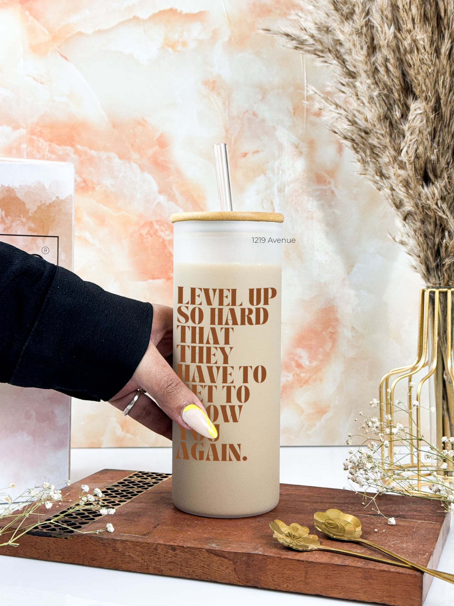 Frosted Grande Sipper 650ml| Level Up Print| 20oz Tall Tumbler with Straw and Lid