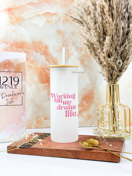 Frosted Grande Sipper 650ml| Dream Life Print| 20oz Tall Tumbler with Straw and Lid
