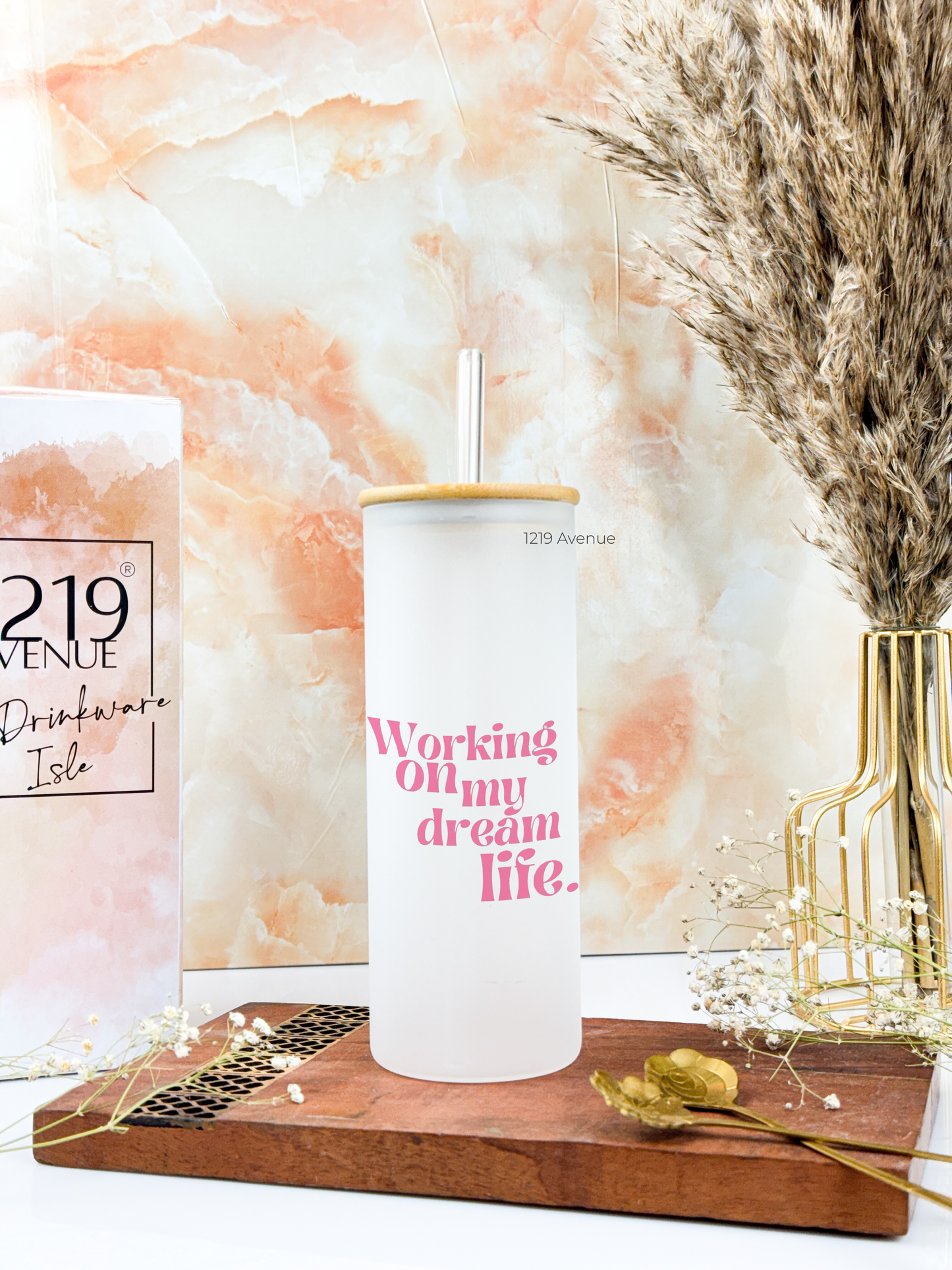 Frosted Grande Sipper 650ml| Dream Life Print| 20oz Tall Tumbler with Straw and Lid