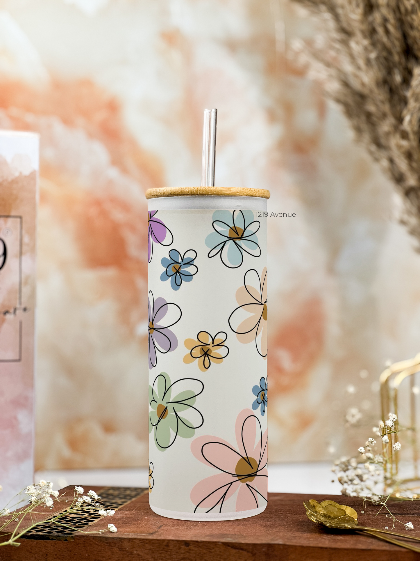 Frosted Grande Sipper 650ml| Floral Bliss Print| 20oz Tall Tumbler with Straw and Lid