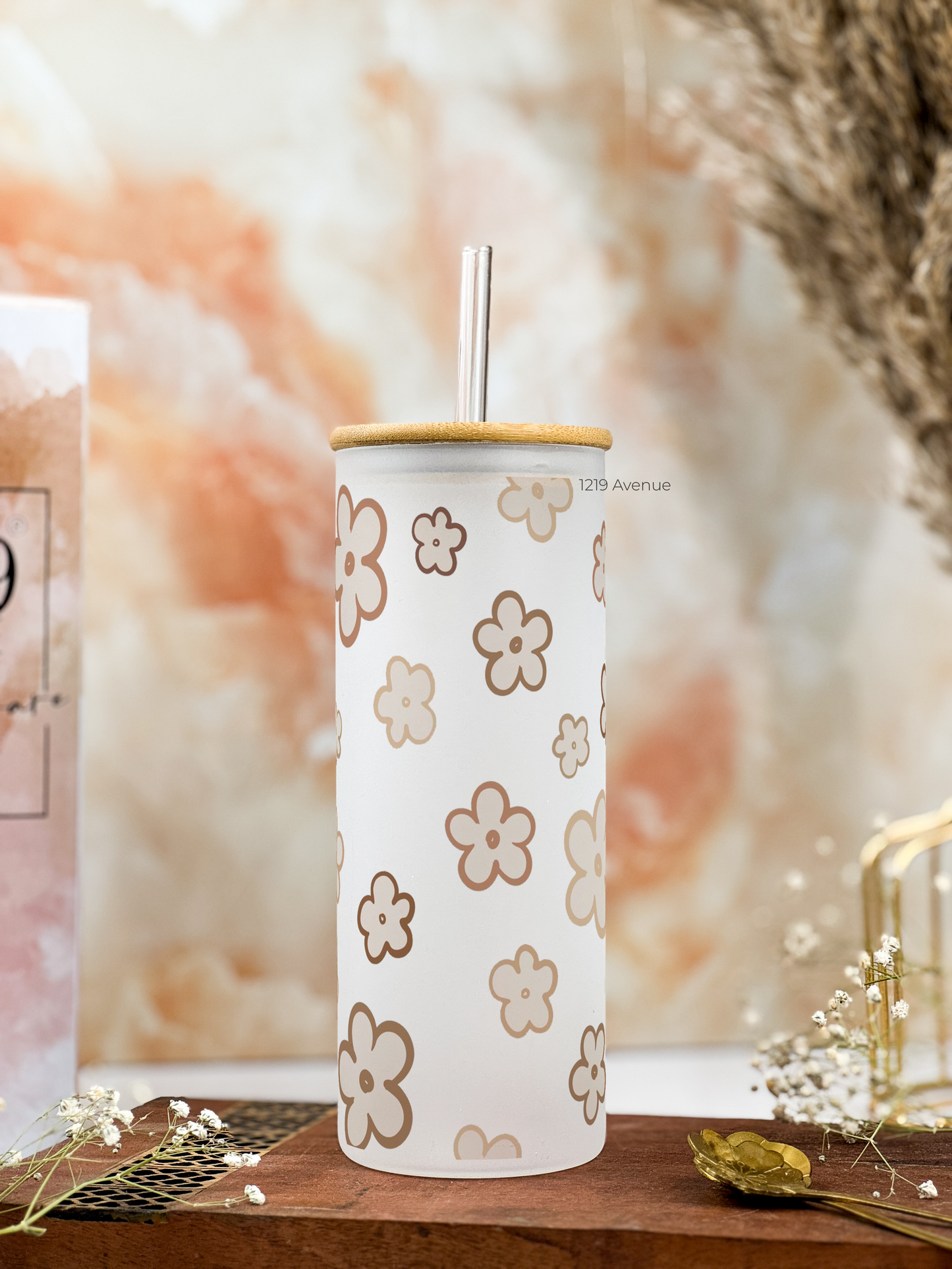 Frosted Grande Sipper 650ml| Doodly Fleurs Print| 20oz Tall Tumbler with Straw and Lid