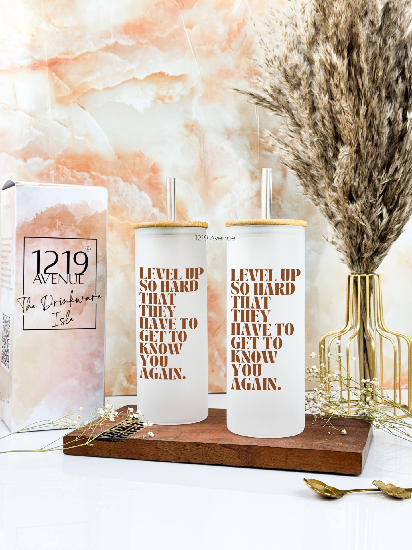 Frosted Grande Sipper 650ml| Level Up Print| 20oz Tall Tumbler with Straw and Lid