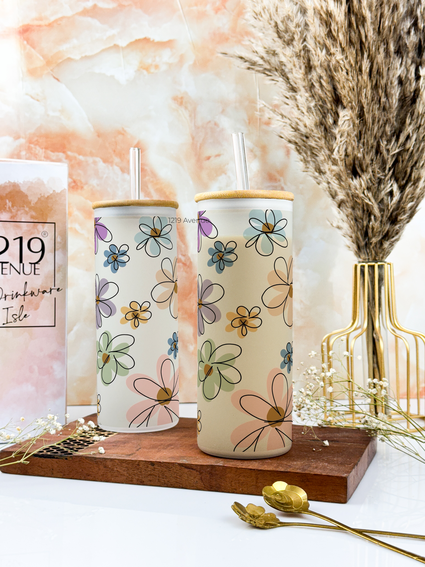 Frosted Grande Sipper 650ml| Floral Bliss Print| 20oz Tall Tumbler with Straw and Lid