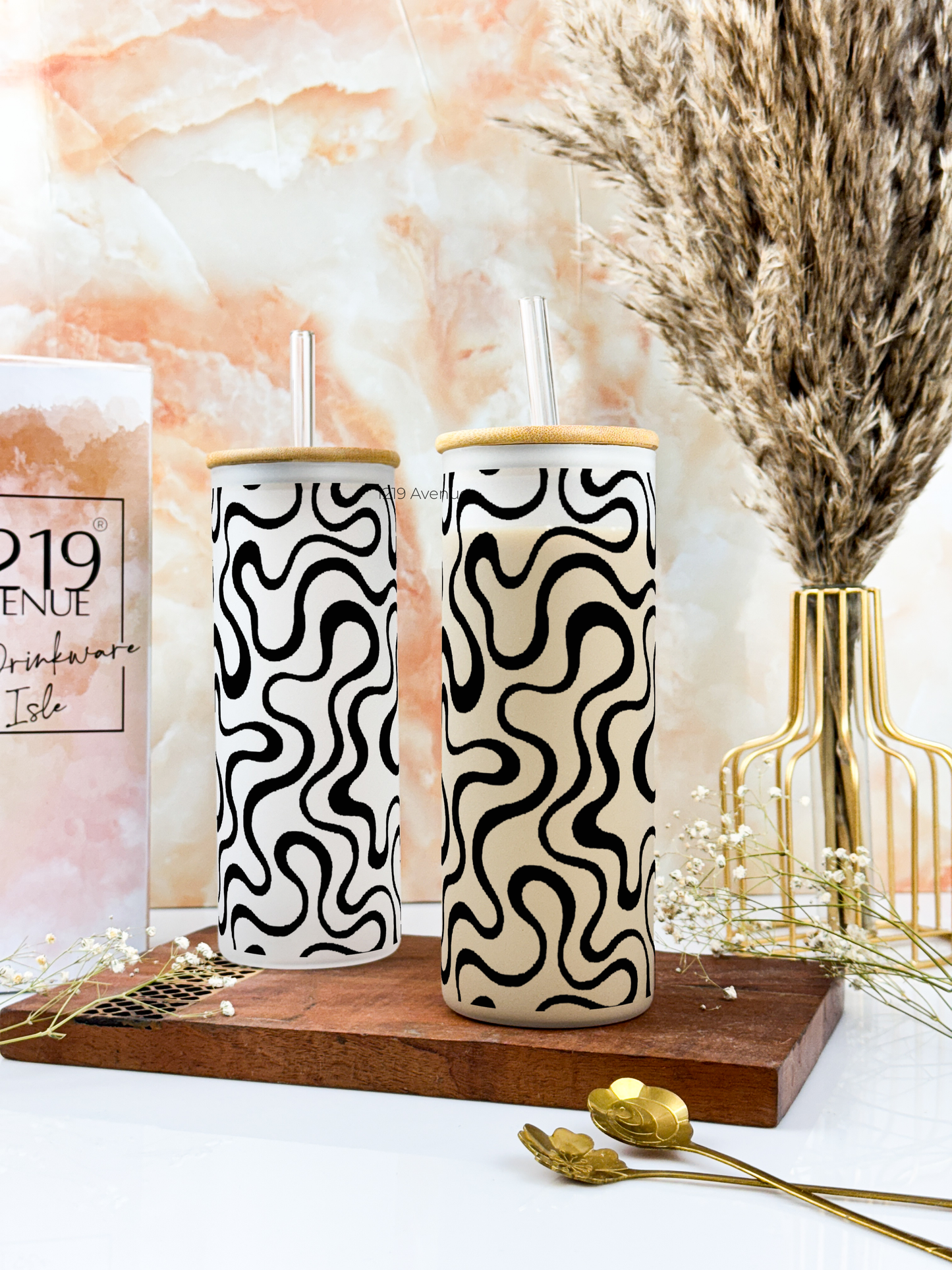 Frosted Grande Sipper 650ml| Aesthetic Swirls Print| 20oz Tall Tumbler with Straw and Lid