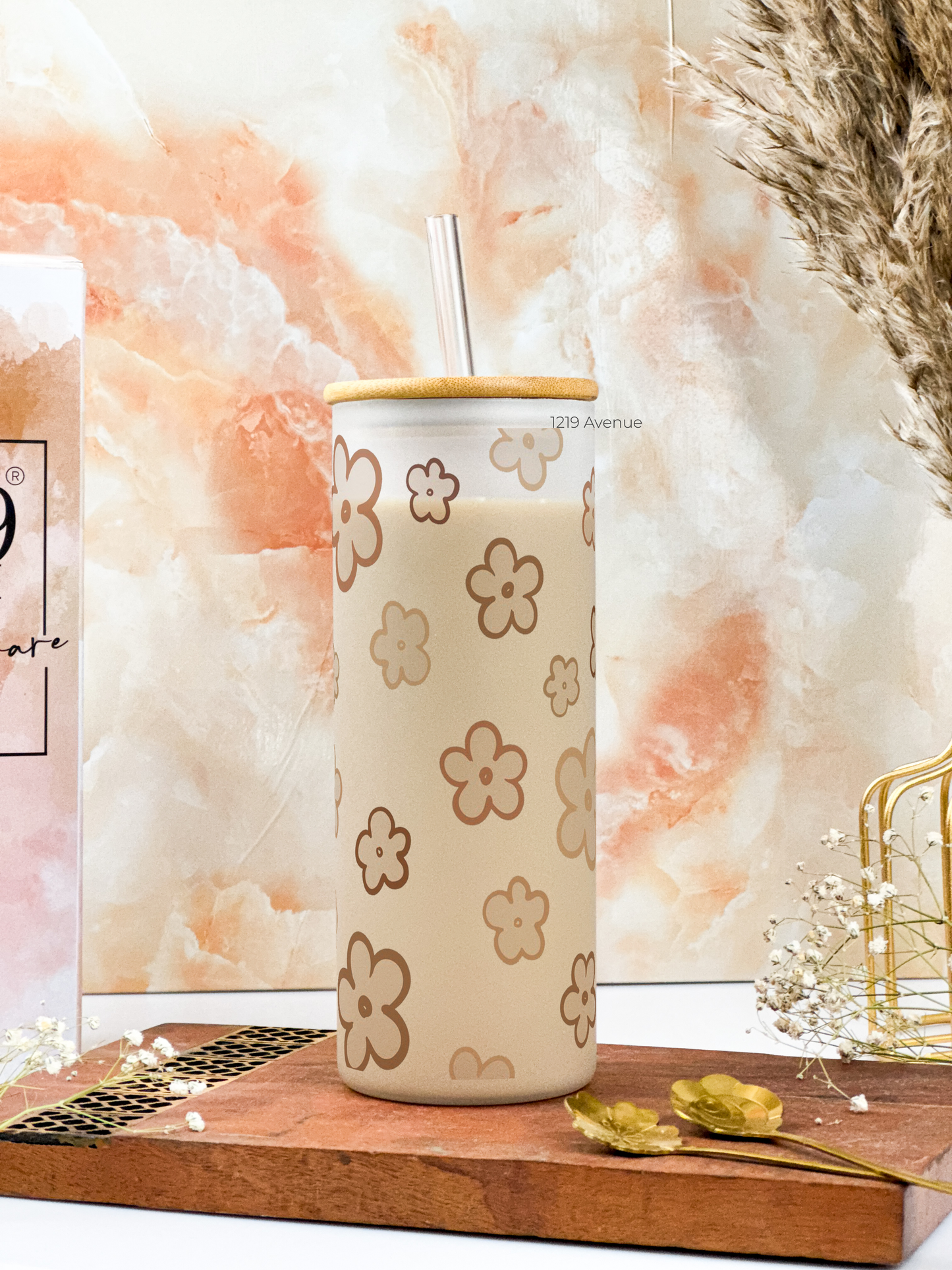 Frosted Grande Sipper 650ml| Doodly Fleurs Print| 20oz Tall Tumbler with Straw and Lid