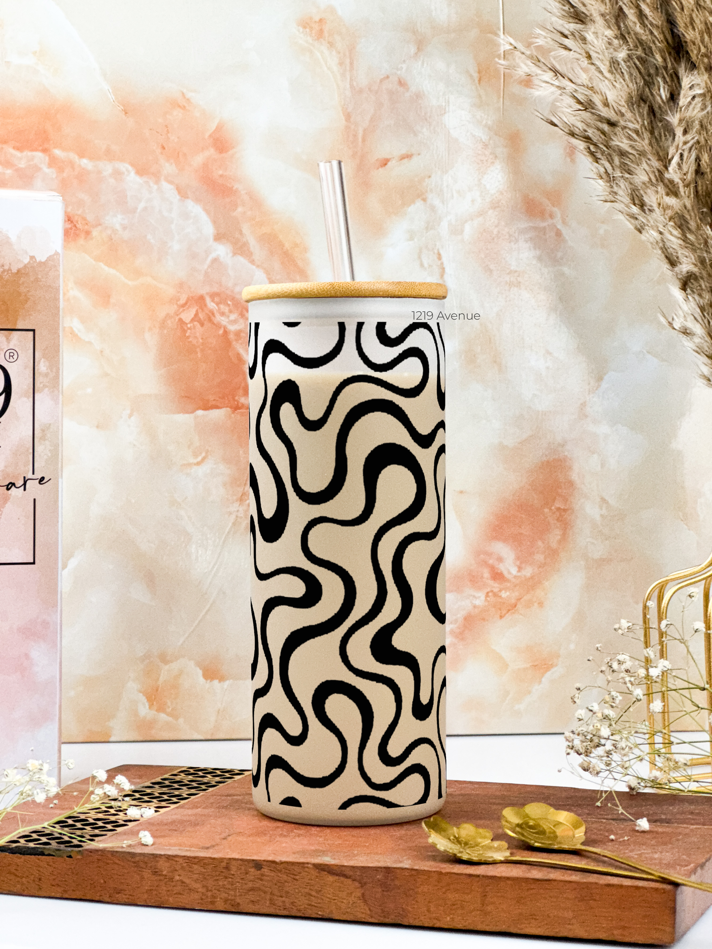 Frosted Grande Sipper 650ml| Aesthetic Swirls Print| 20oz Tall Tumbler with Straw and Lid