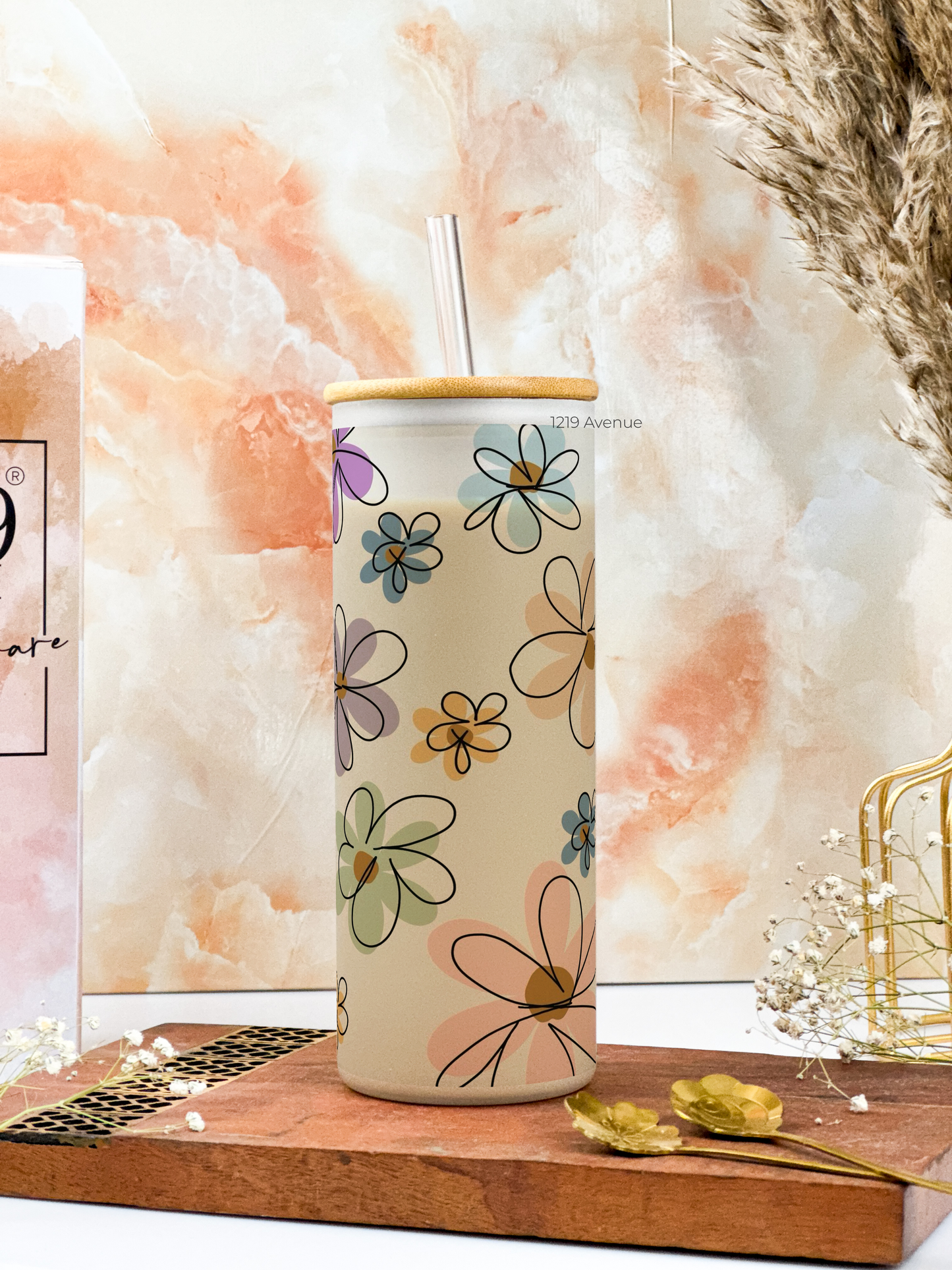 Frosted Grande Sipper 650ml| Floral Bliss Print| 20oz Tall Tumbler with Straw and Lid