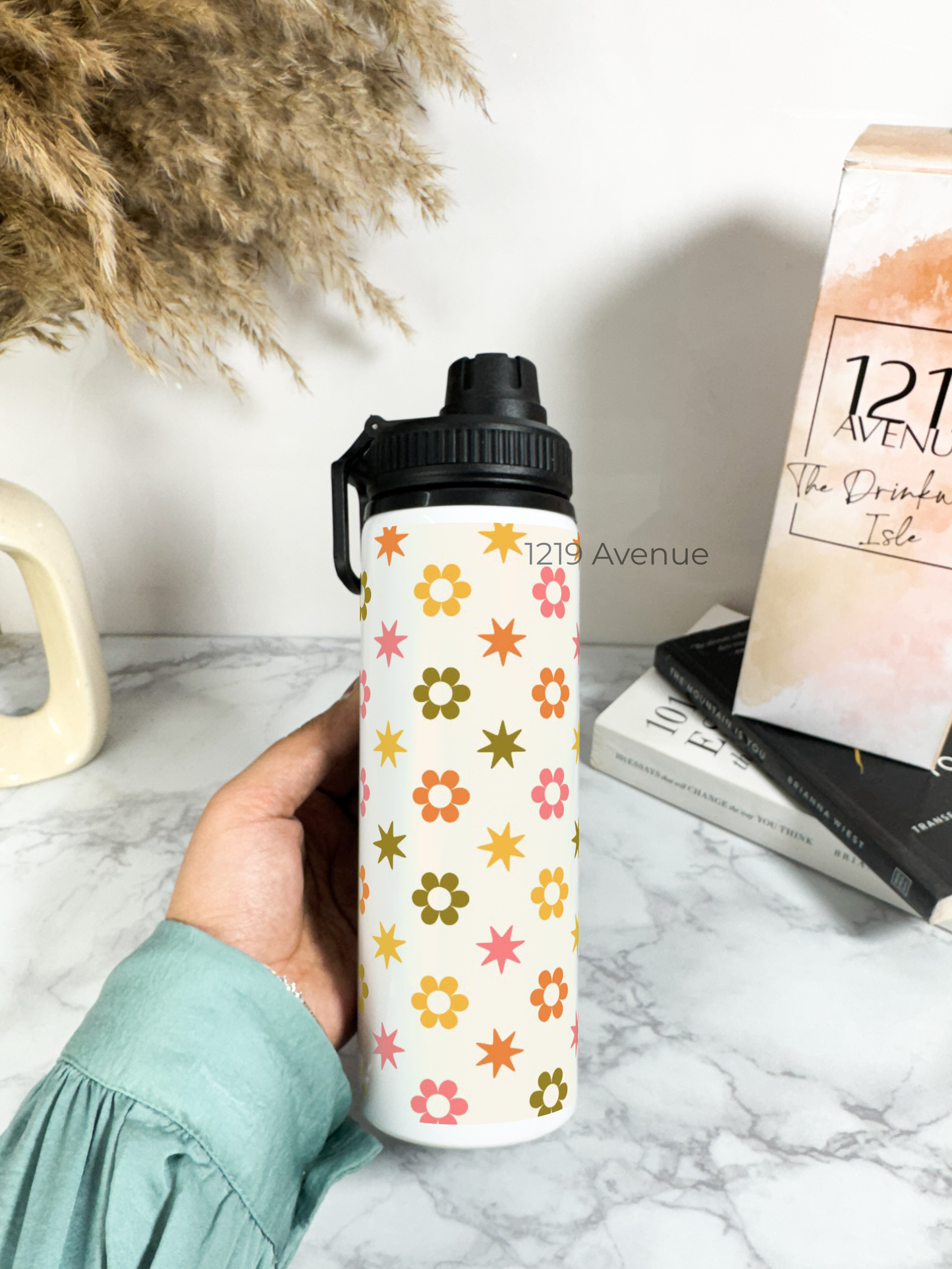 700ml Printed TANK-Sip Water Bottle | Dassy Star Print | For Office, School, Sports | Sipper Bottle with Carry Hook, Durable & Stylish
