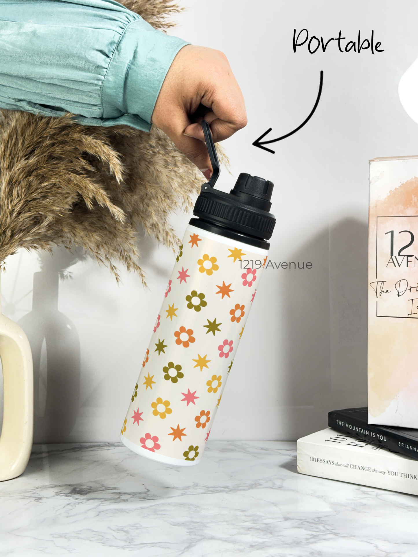 700ml Printed TANK-Sip Water Bottle | Dassy Star Print | For Office, School, Sports | Sipper Bottle with Carry Hook, Durable & Stylish