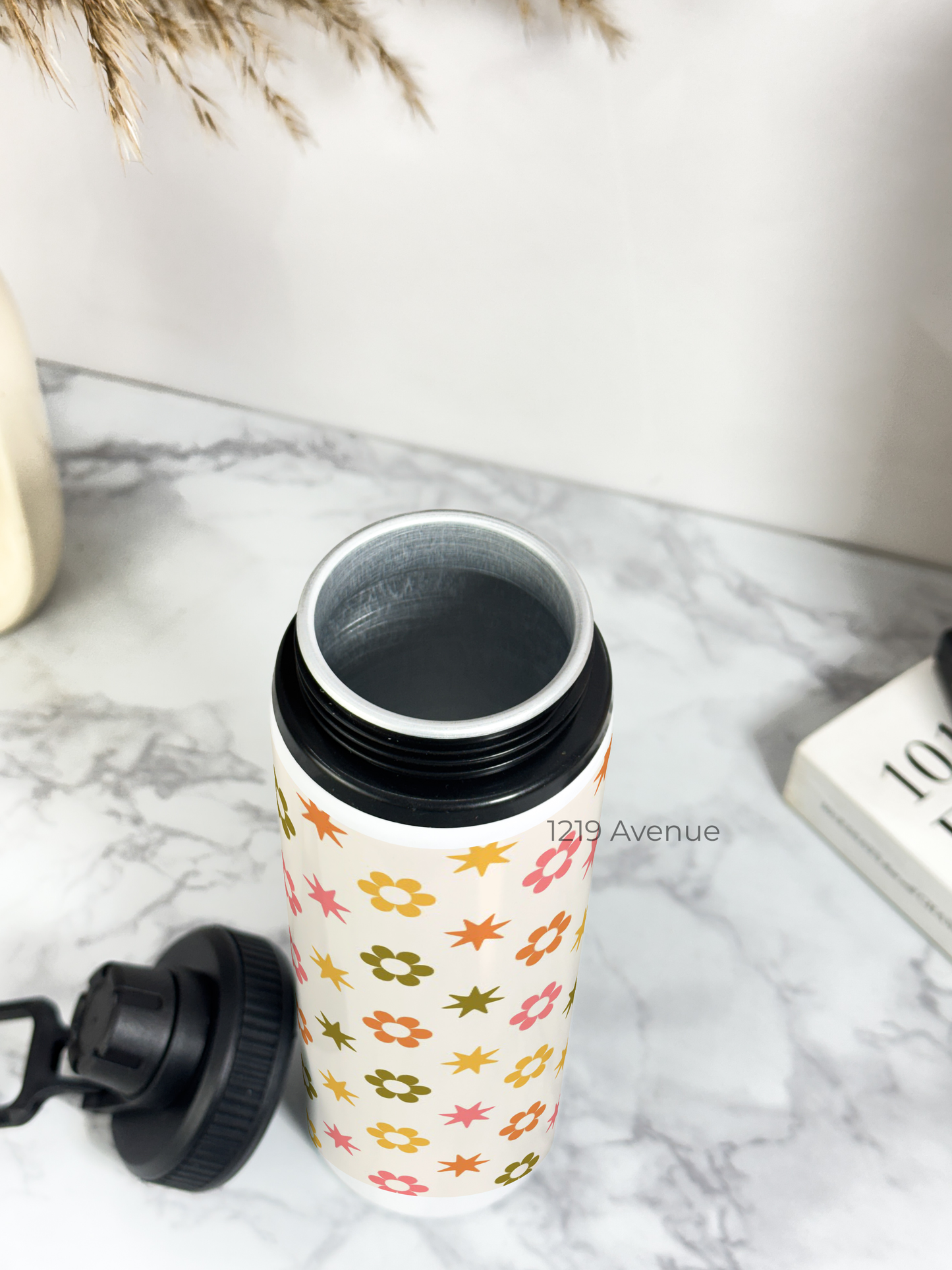 700ml Printed TANK-Sip Water Bottle | Dassy Star Print | For Office, School, Sports | Sipper Bottle with Carry Hook, Durable & Stylish