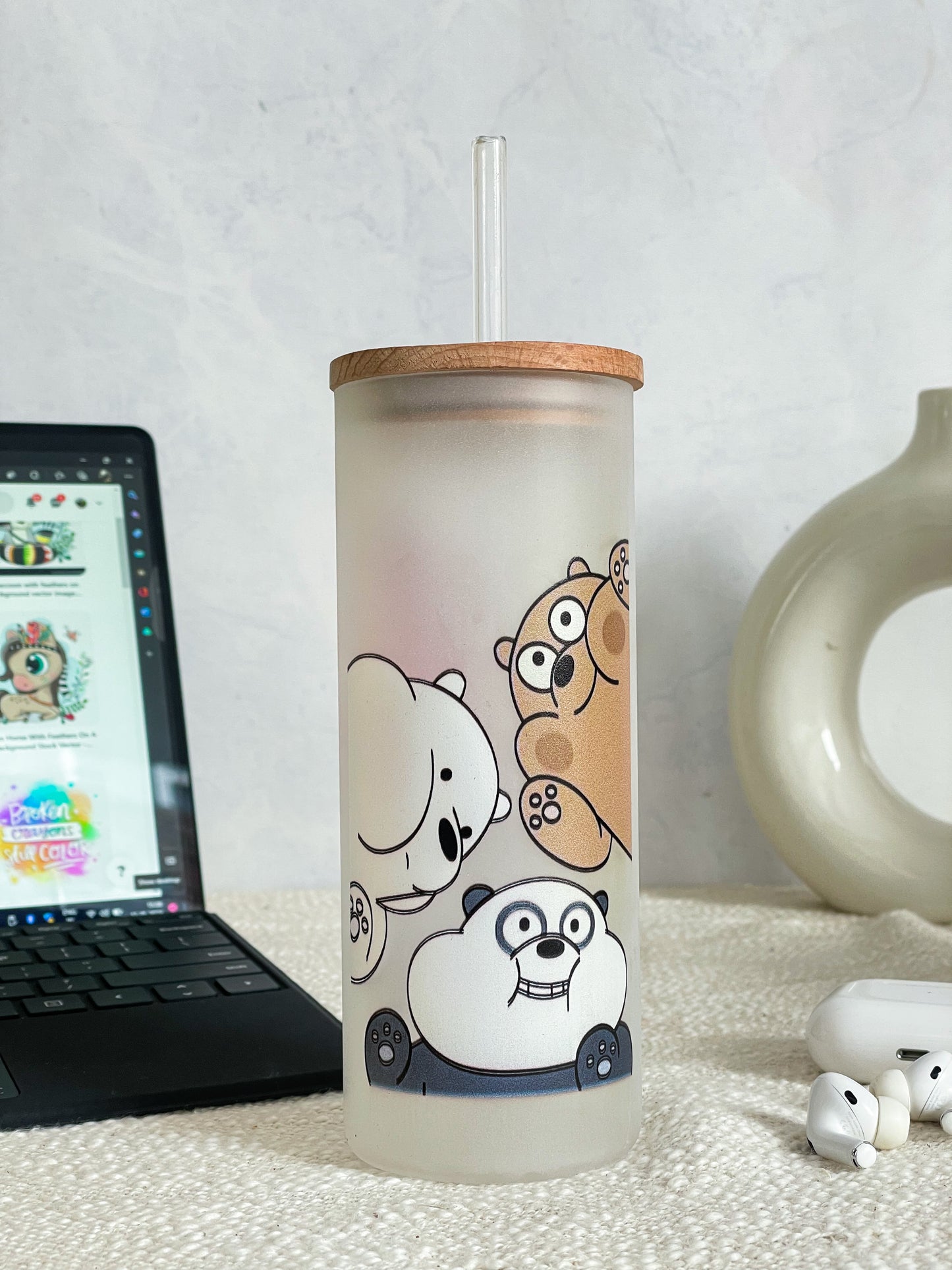 Frosted Grande Sipper 650ml| Bare Bears Print| 20oz Tall Tumbler with Straw and Lid