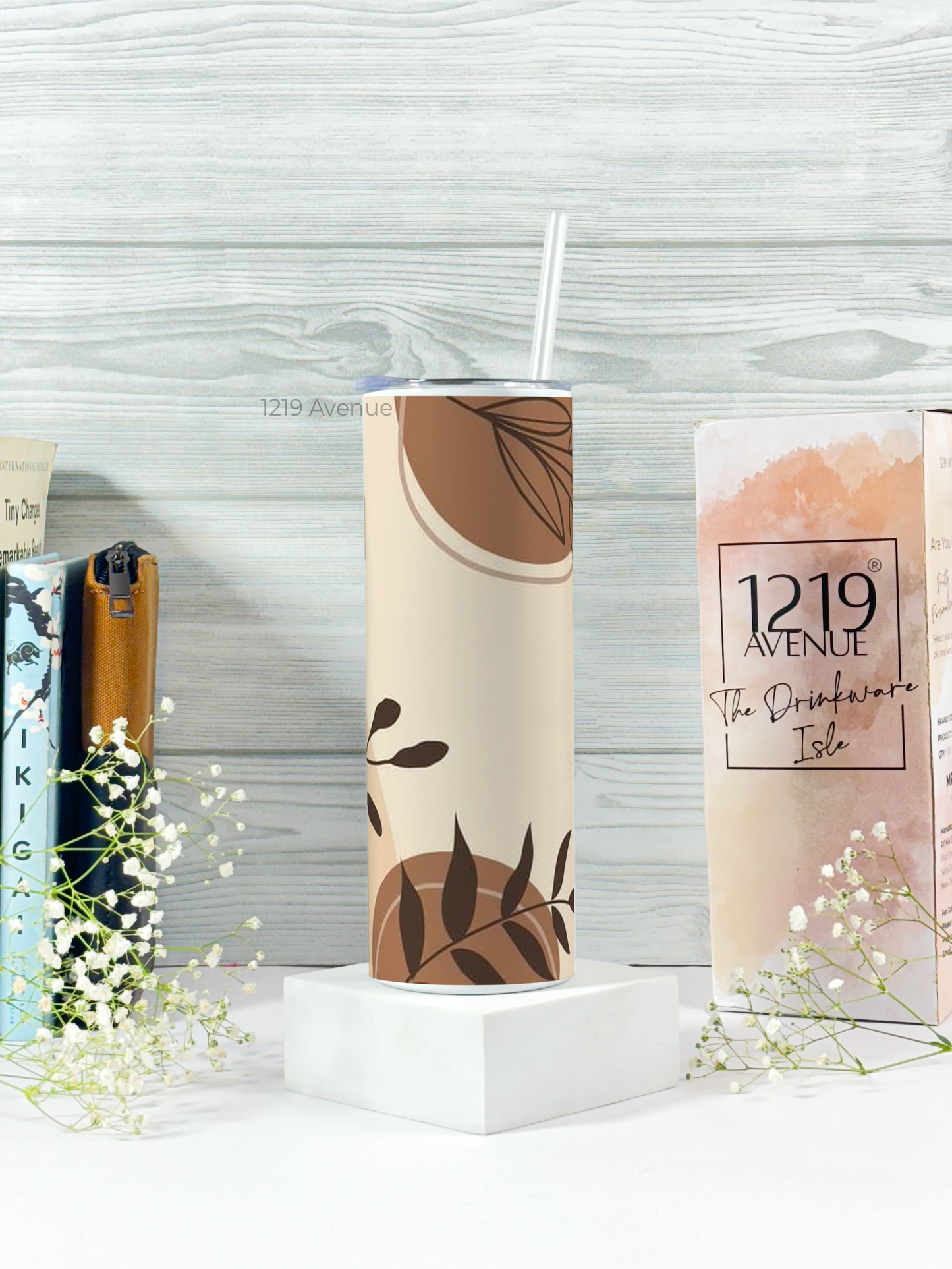 Colossal Tumbler 700ML with Straw| Artisan Vibes Print |Double Walled Insulated Tumbler 7-8 hrs