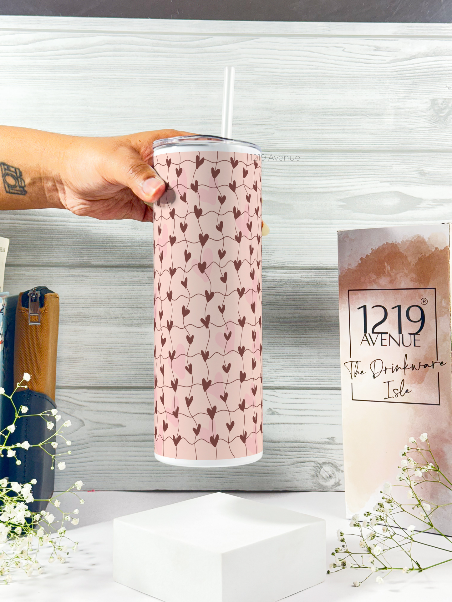 Colossal Tumbler 750ml with Straw |Heart String Print| Double Walled Insulated Tumbler 26oz