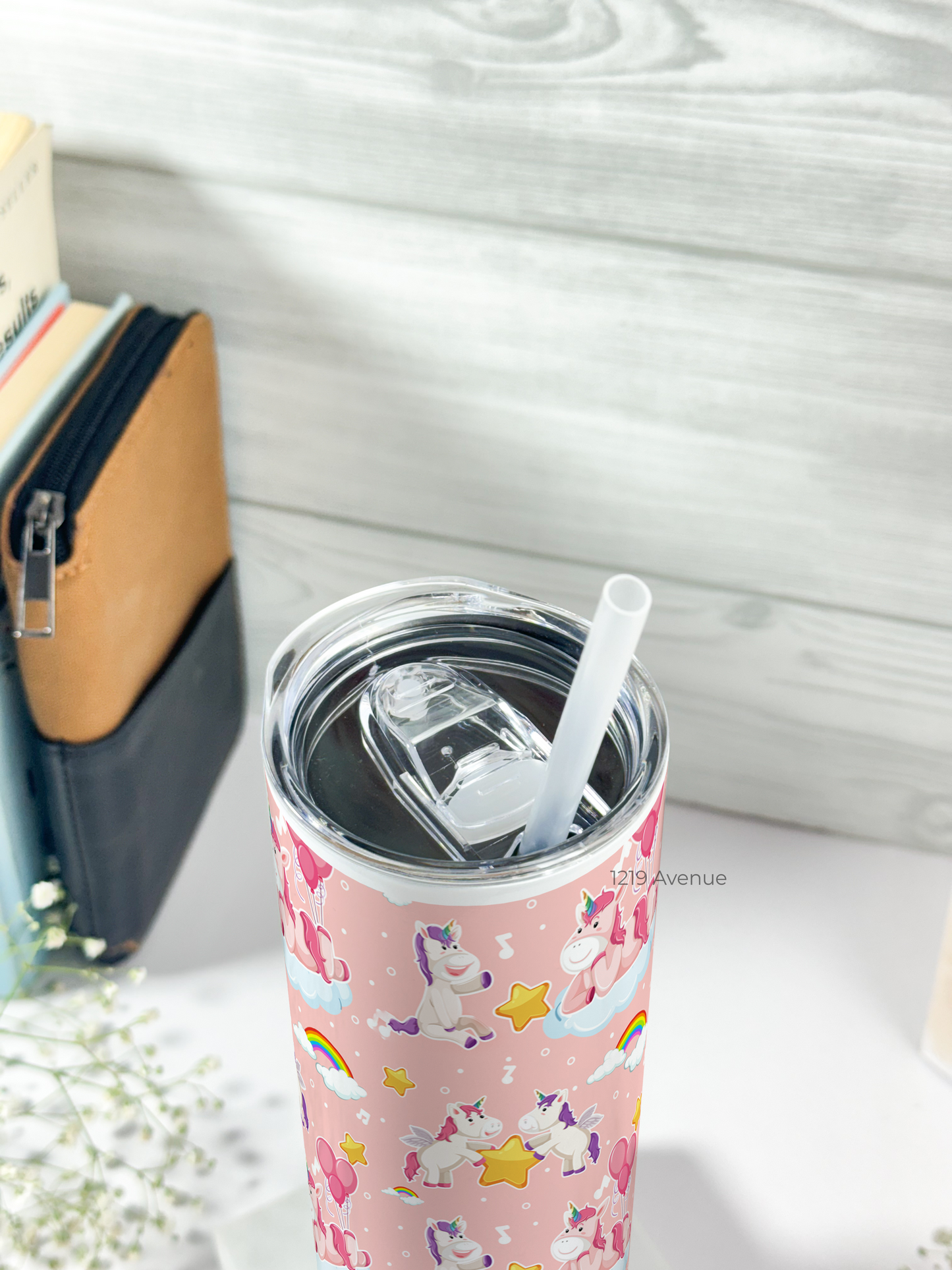 Colossal Tumbler 750ML with straw | Unicorn Magic Print |Double Walled Insulated Tumbler