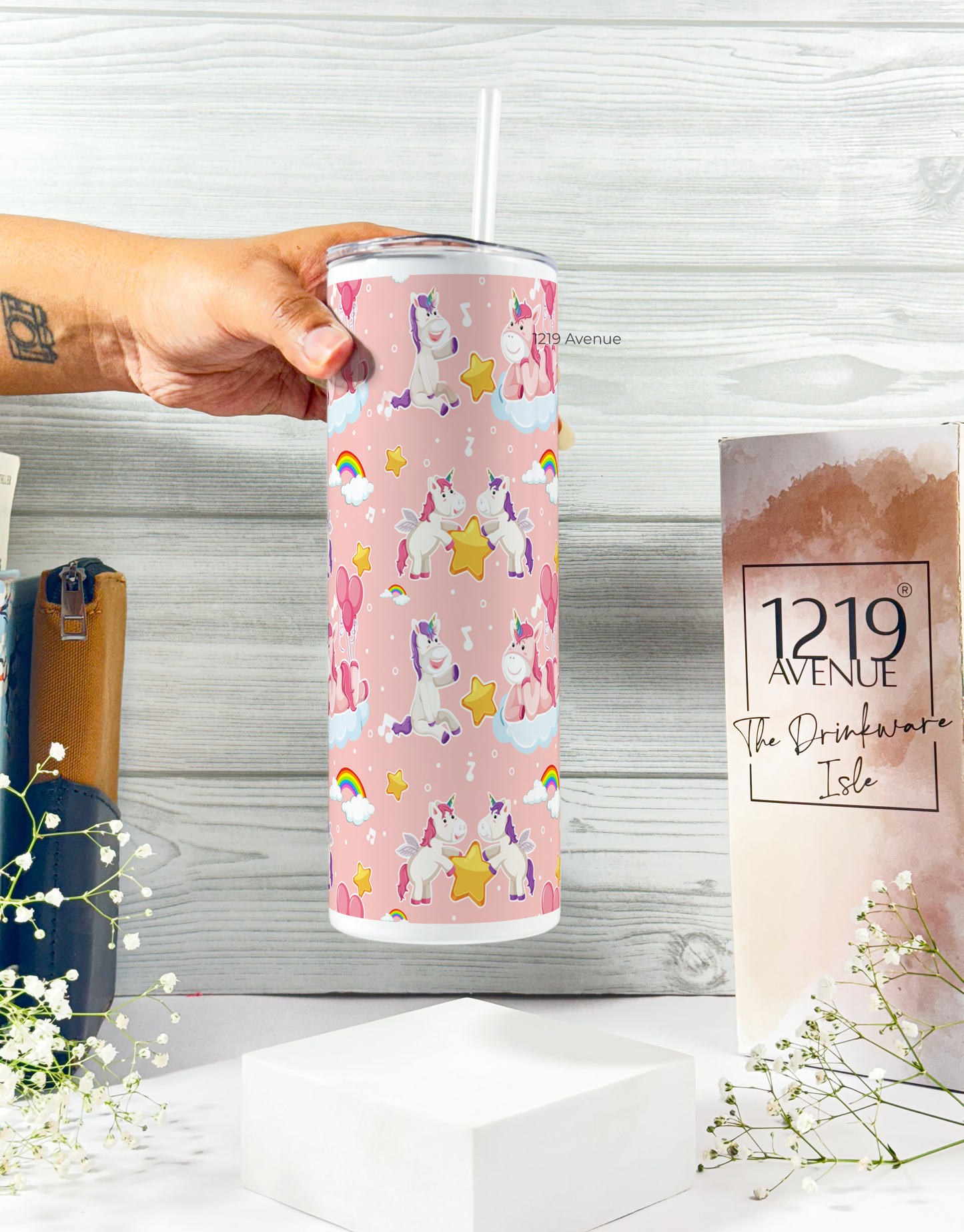 Colossal Tumbler 750ML with straw | Unicorn Magic Print |Double Walled Insulated Tumbler