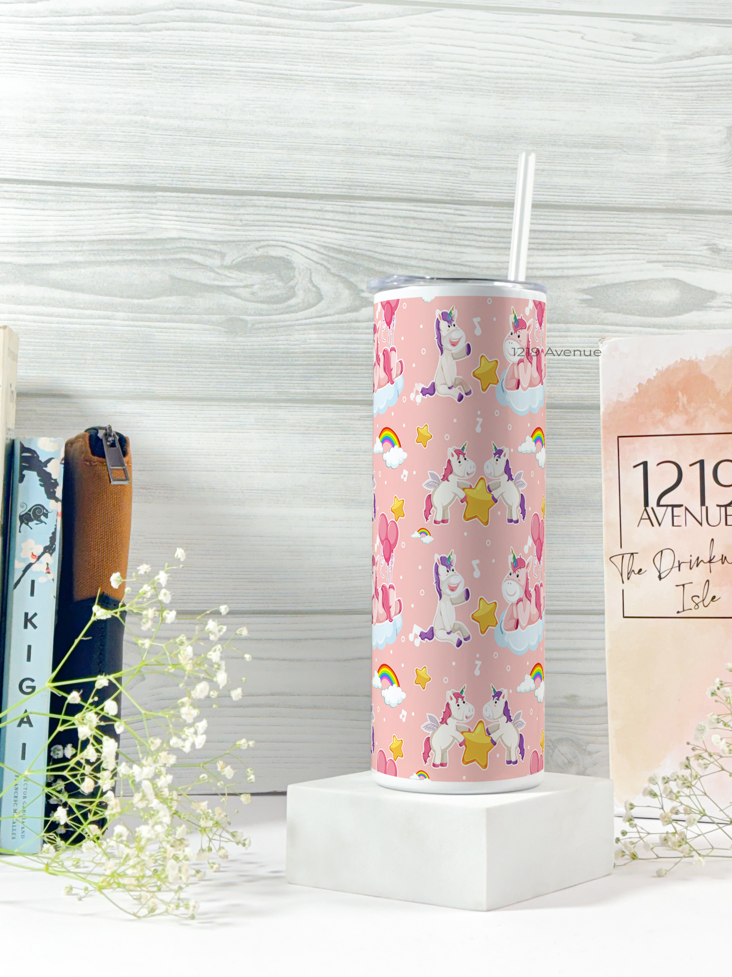 Colossal Tumbler 750ML with straw | Unicorn Magic Print |Double Walled Insulated Tumbler