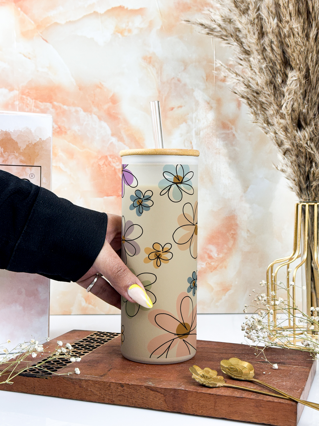 Frosted Grande Sipper 650ml| Floral Bliss Print| 20oz Tall Tumbler with Straw and Lid