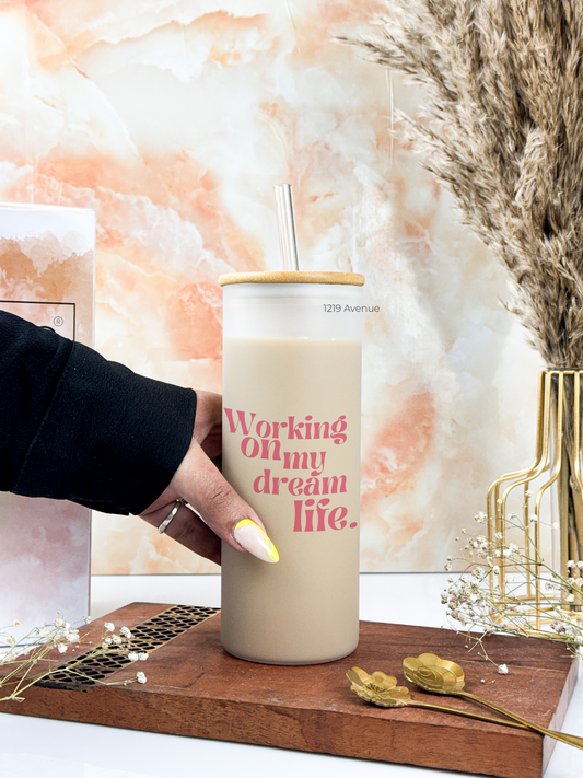 Frosted Grande Sipper 650ml| Dream Life Print| 20oz Tall Tumbler with Straw and Lid