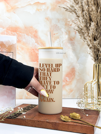 Frosted Grande Sipper 650ml| Level Up Print| 20oz Tall Tumbler with Straw and Lid
