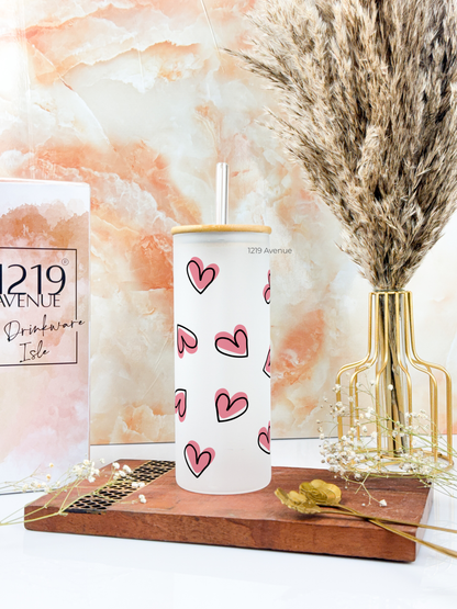 Frosted Grande Sipper 650ml| Pink Hearts All Over Print| 20oz Tall Tumbler with straw and lid