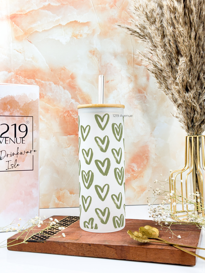 Frosted Grande Sipper 650ml| Matcha Hearts Print| 20oz Tall Tumbler with Straw and Lid