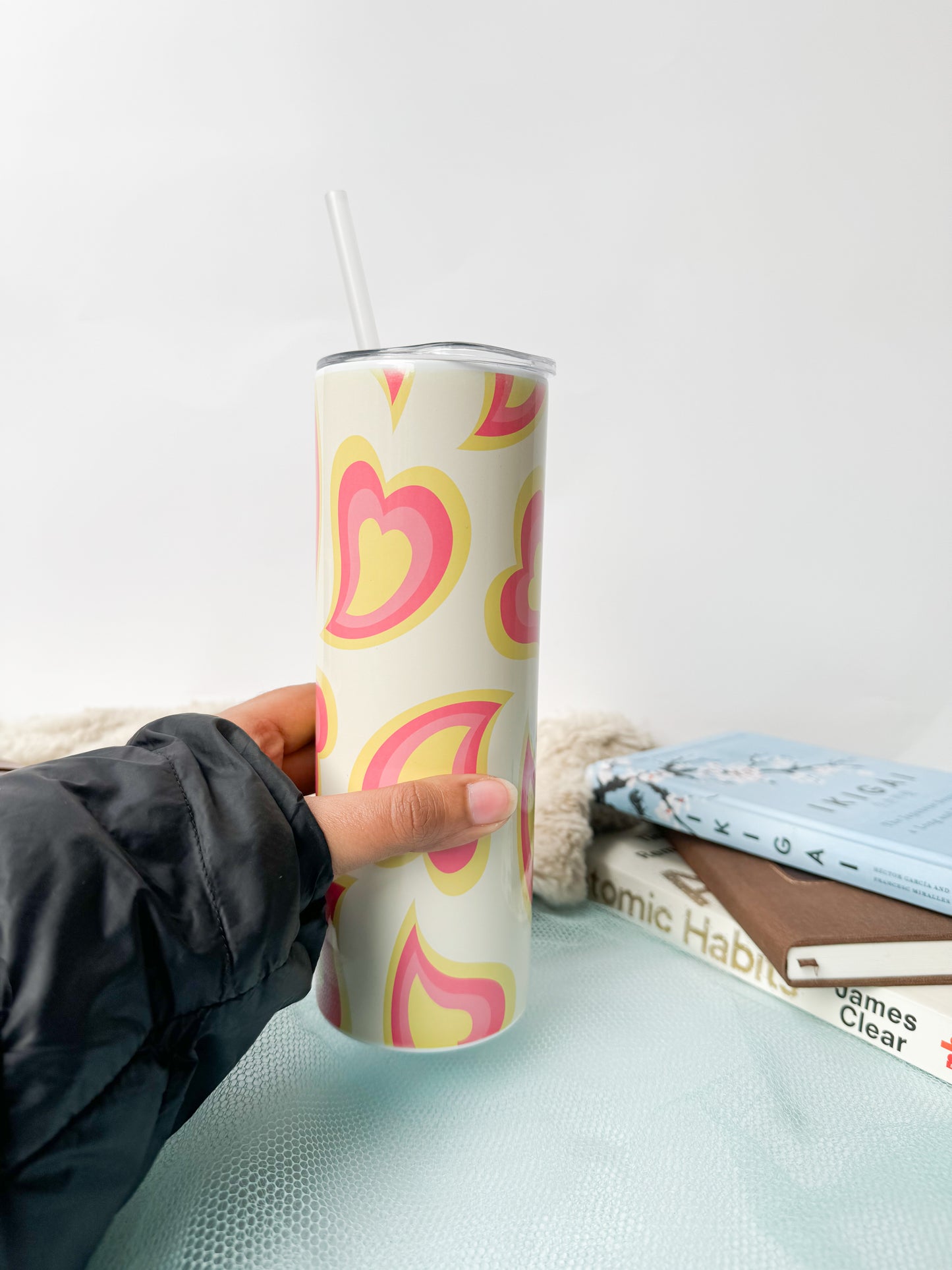 Colossal Tumbler 750ml with Silicon Straw | Pink Hearty Swirl Print| Double Walled Insulated Tumbler 26oz