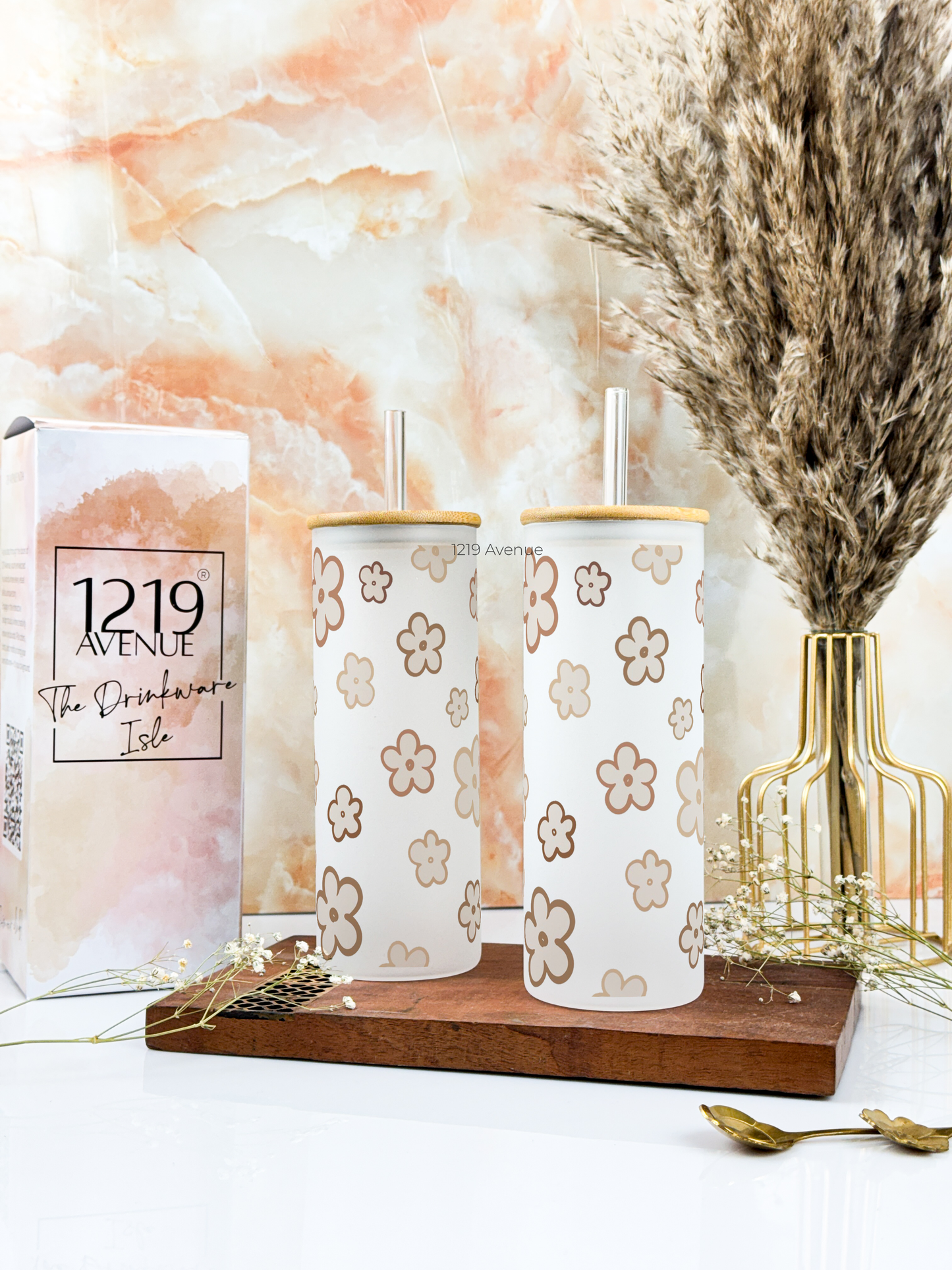 Frosted Grande Sipper 650ml| Doodly Fleurs Print| 20oz Tall Tumbler with Straw and Lid