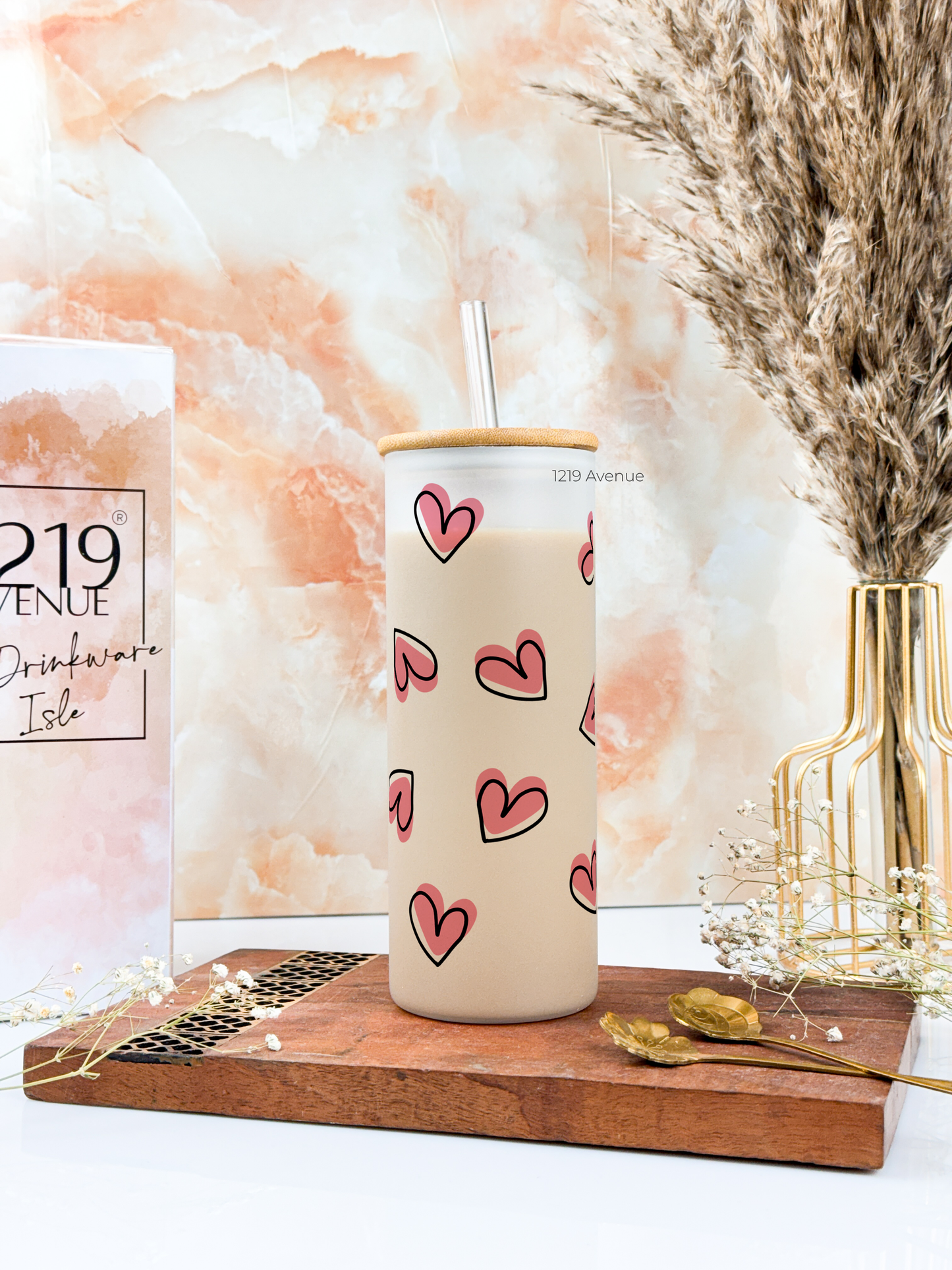 Frosted Grande Sipper 650ml| Pink Hearts All Over Print| 20oz Tall Tumbler with straw and lid