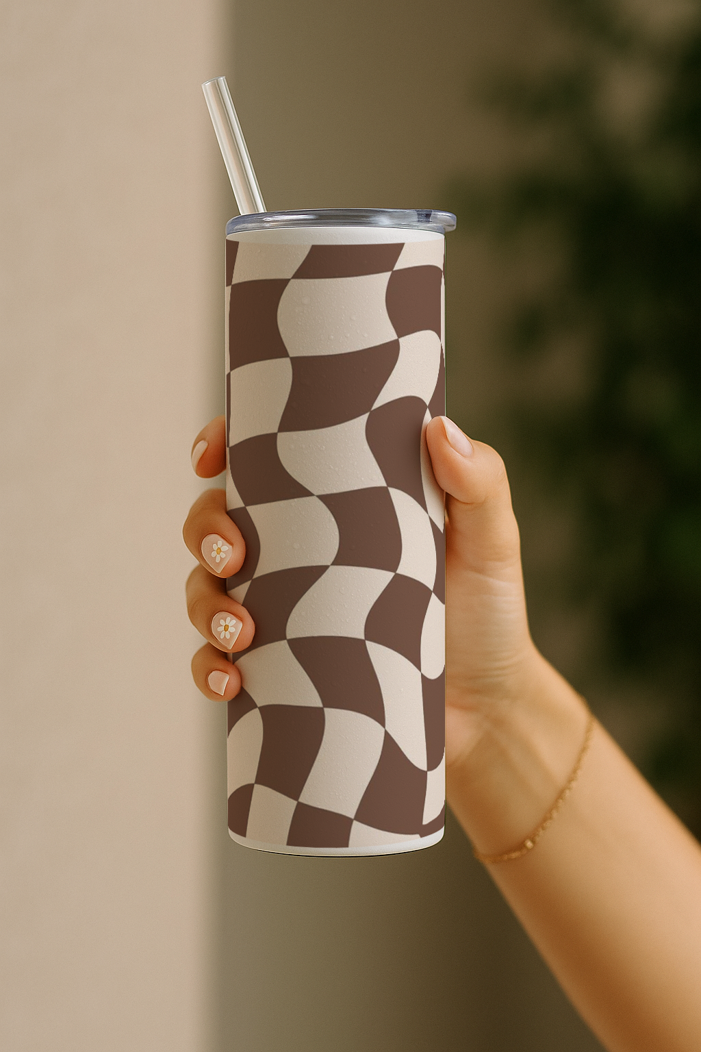 Colossal Tumbler 700ML with Straw | Aesthetic Girlie Print |Double Walled Insulated Tumbler 7-8 hrs