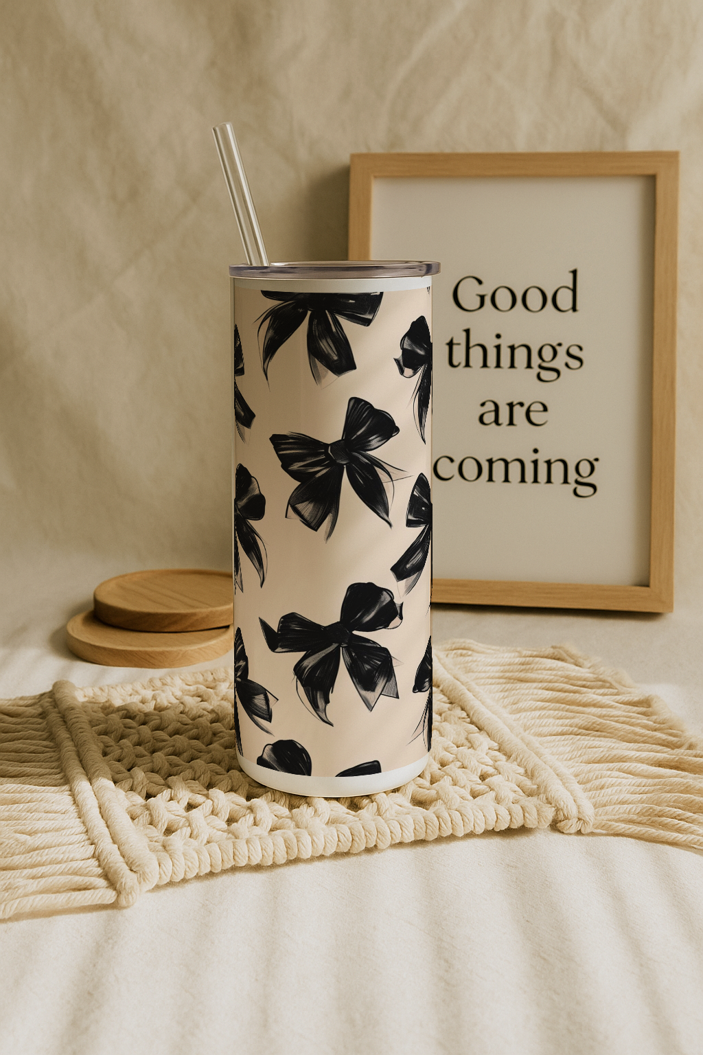 Colossal Tumbler 700ML with Straw| Midnight Bow Print |Double Walled Insulated Tumbler 7-8 hrs
