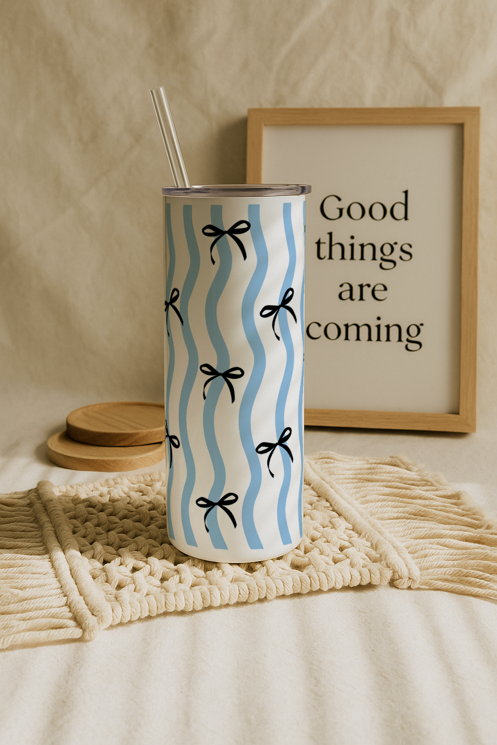 Colossal Tumbler 700ML with Straw| Stripey Bows Print |Double Walled Insulated Tumbler 7-8 hrs