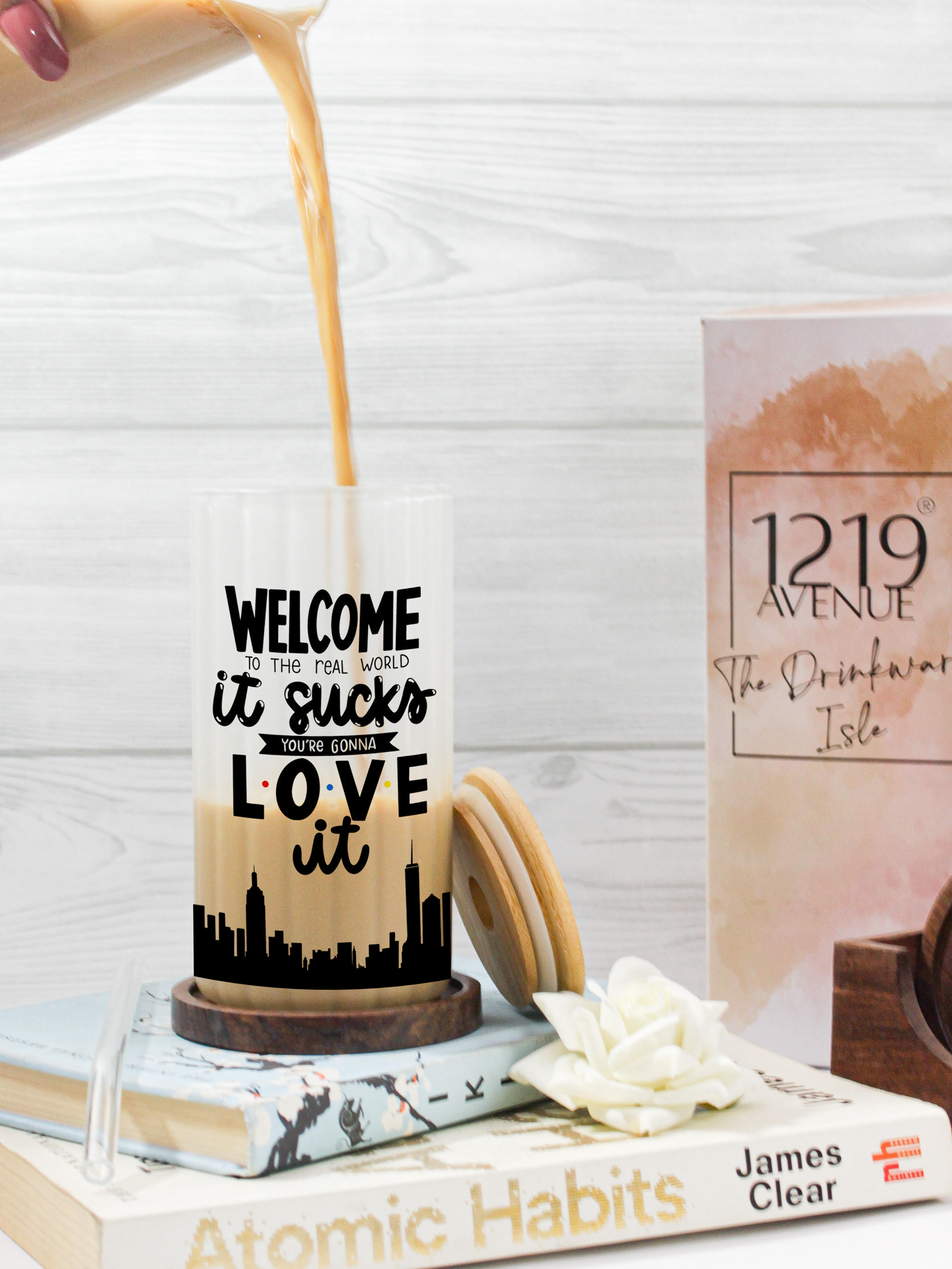 Frosted Ripple Taille Sipper 500ml| Friends Themed Print | 18oz Ripple Frosted Glass Tumbler with lid and straw