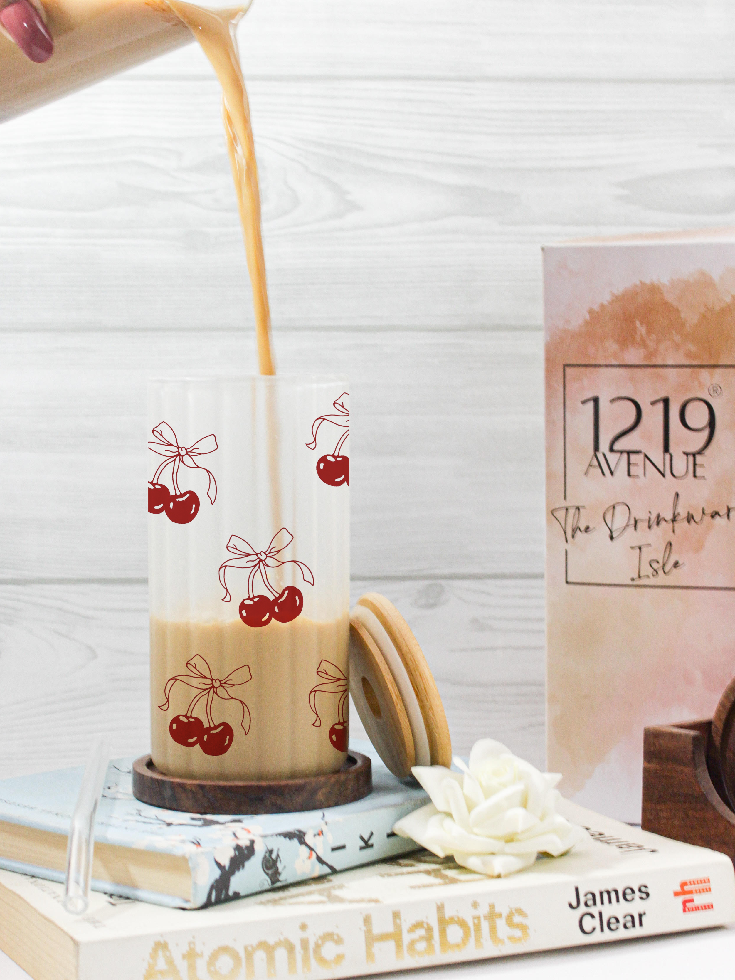 Frosted Ripple Taille Sipper 500ml| Cherry on Top Print | 18oz Ripple Frosted Glass Tumbler with lid and straw