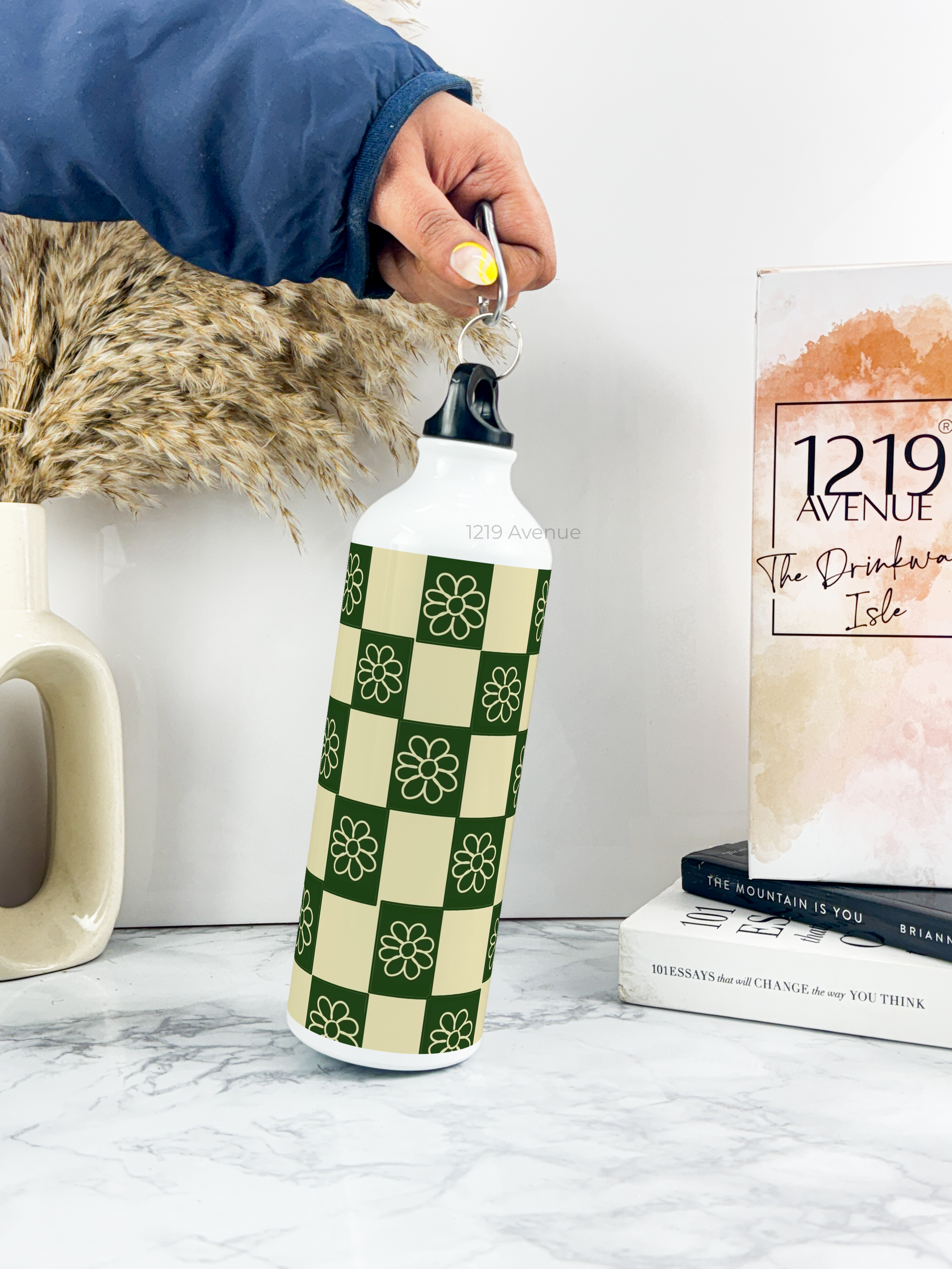 750ml Hooked-Up Water Bottle | Green Flower Checks Print | Leak Proof | Printed Bottle with Carry Hook, Durable & Stylish