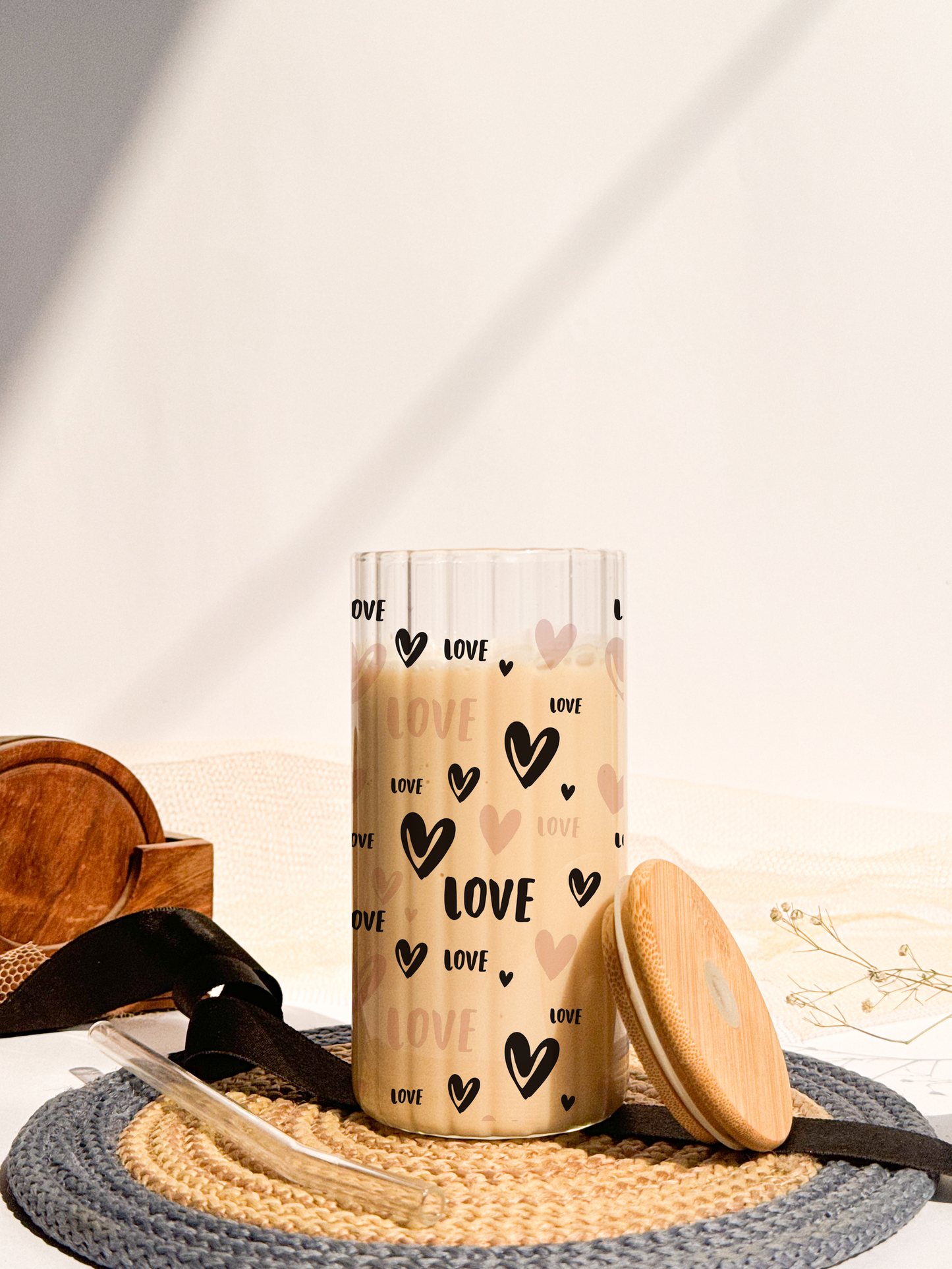 Ripple Taille Sipper 500ml| Love is All Over Print | 18oz Ripple Glass Tumbler with lid and straw