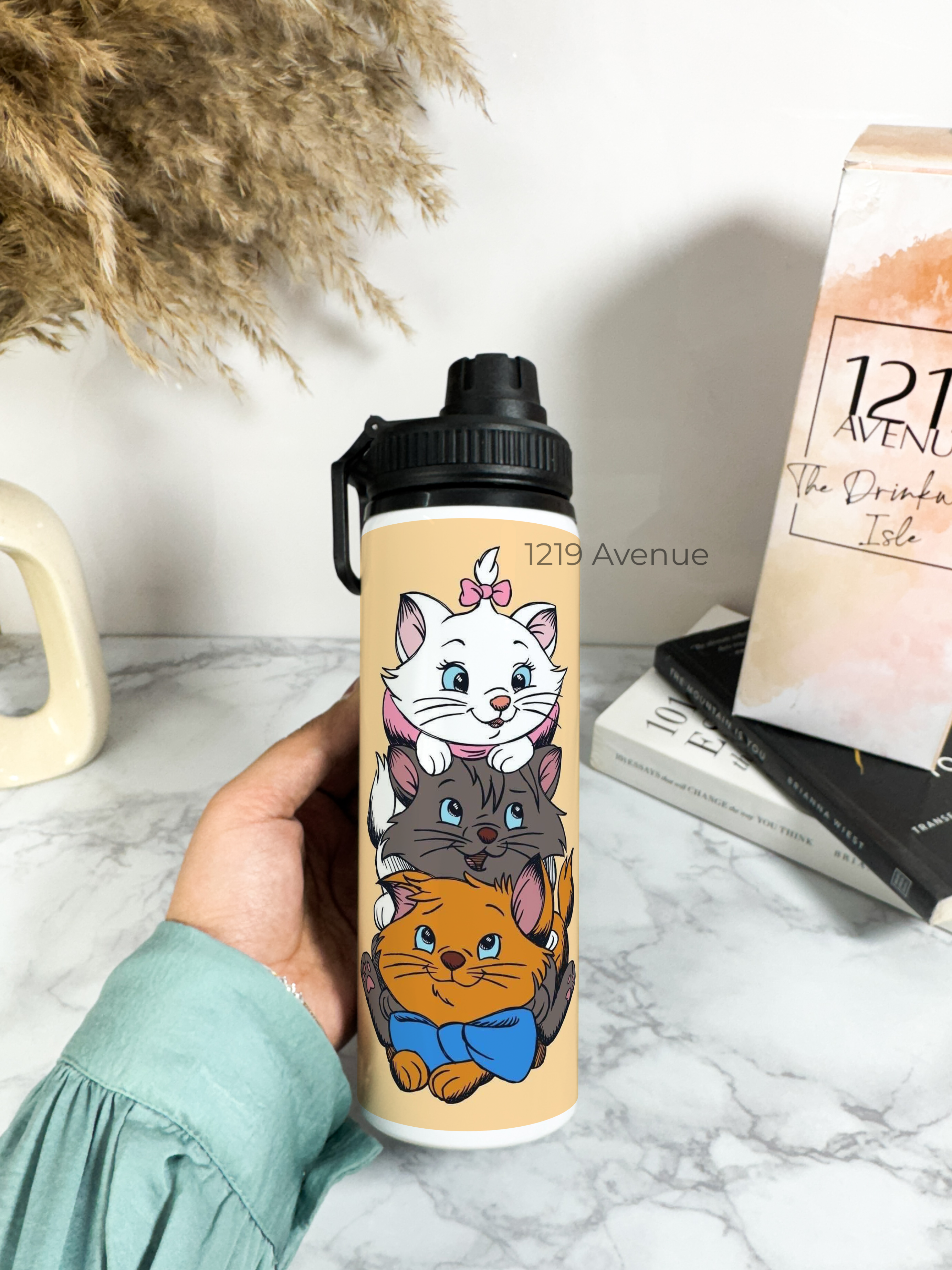 Tank-Sip Bottle 750ml | Cat Love Print | Leak Proof | Printed Bottle with Carry Hook, Durable & Stylish