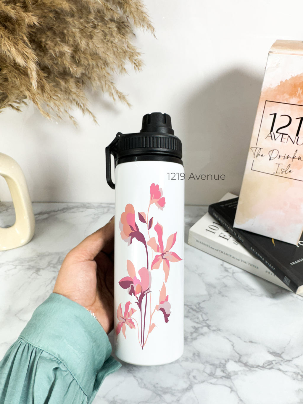 Tank-Sip Bottle 750ml | Minimal Flower Print | Leak Proof | Printed Bottle with Carry Hook, Durable & Stylish
