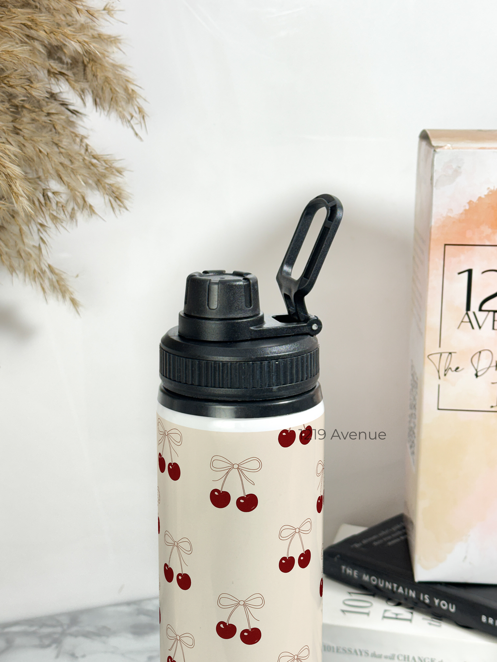 Tank-Sip Bottle 750ml | Bow Cherie Print | Leak Proof | Printed Bottle with Carry Hook, Durable & Stylish
