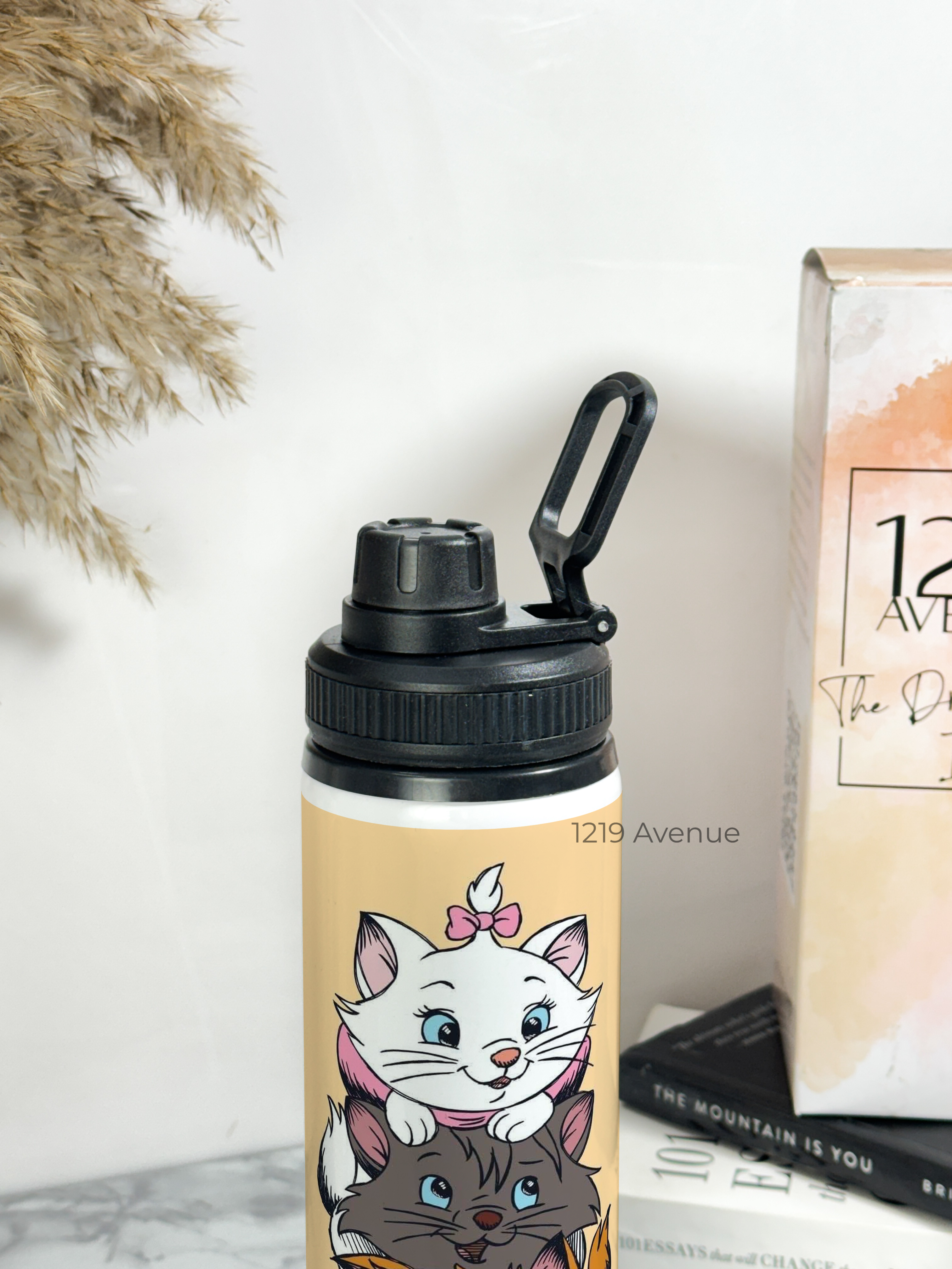 Tank-Sip Bottle 750ml | Cat Love Print | Leak Proof | Printed Bottle with Carry Hook, Durable & Stylish