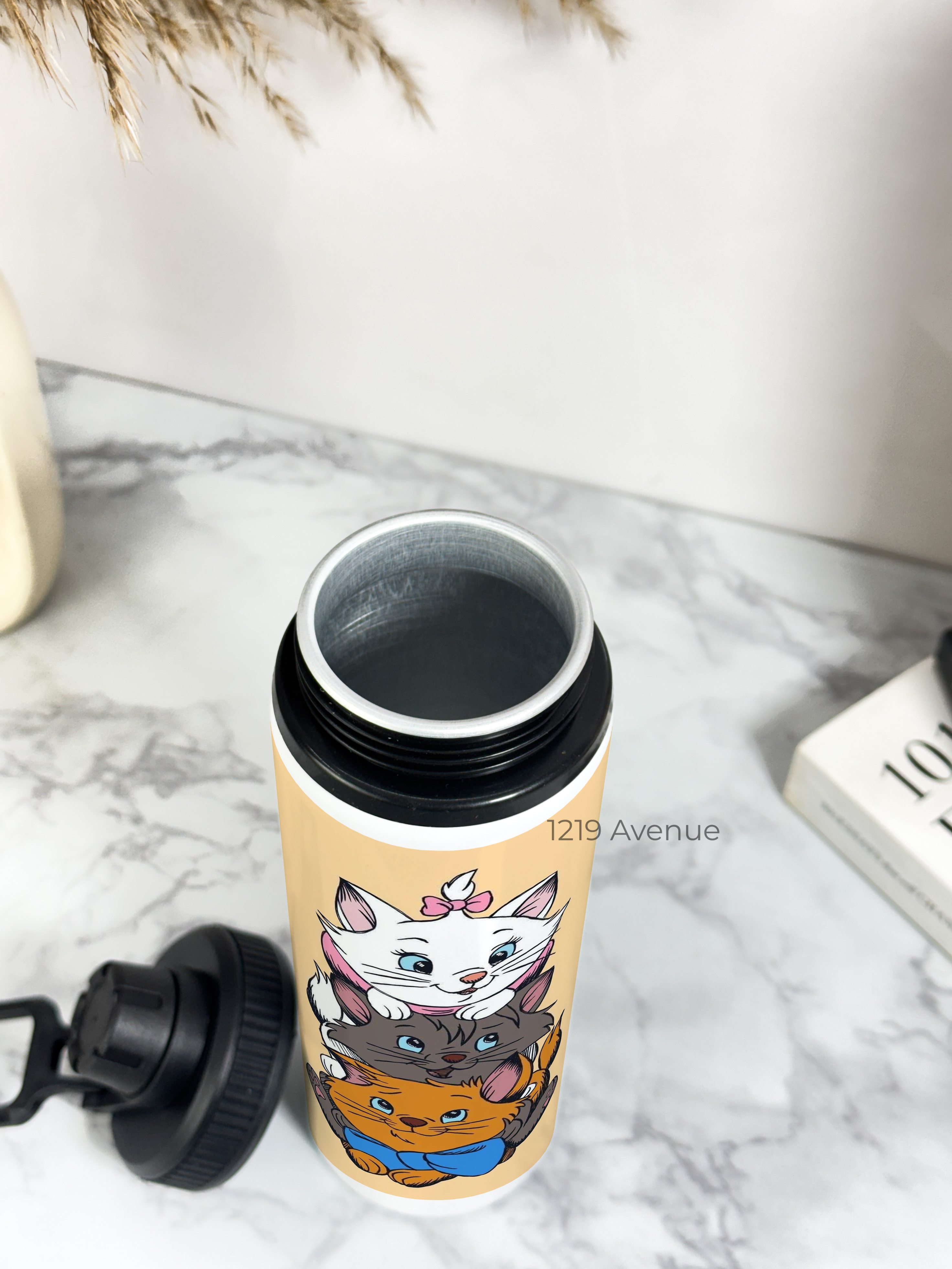 Tank-Sip Bottle 750ml | Cat Love Print | Leak Proof | Printed Bottle with Carry Hook, Durable & Stylish