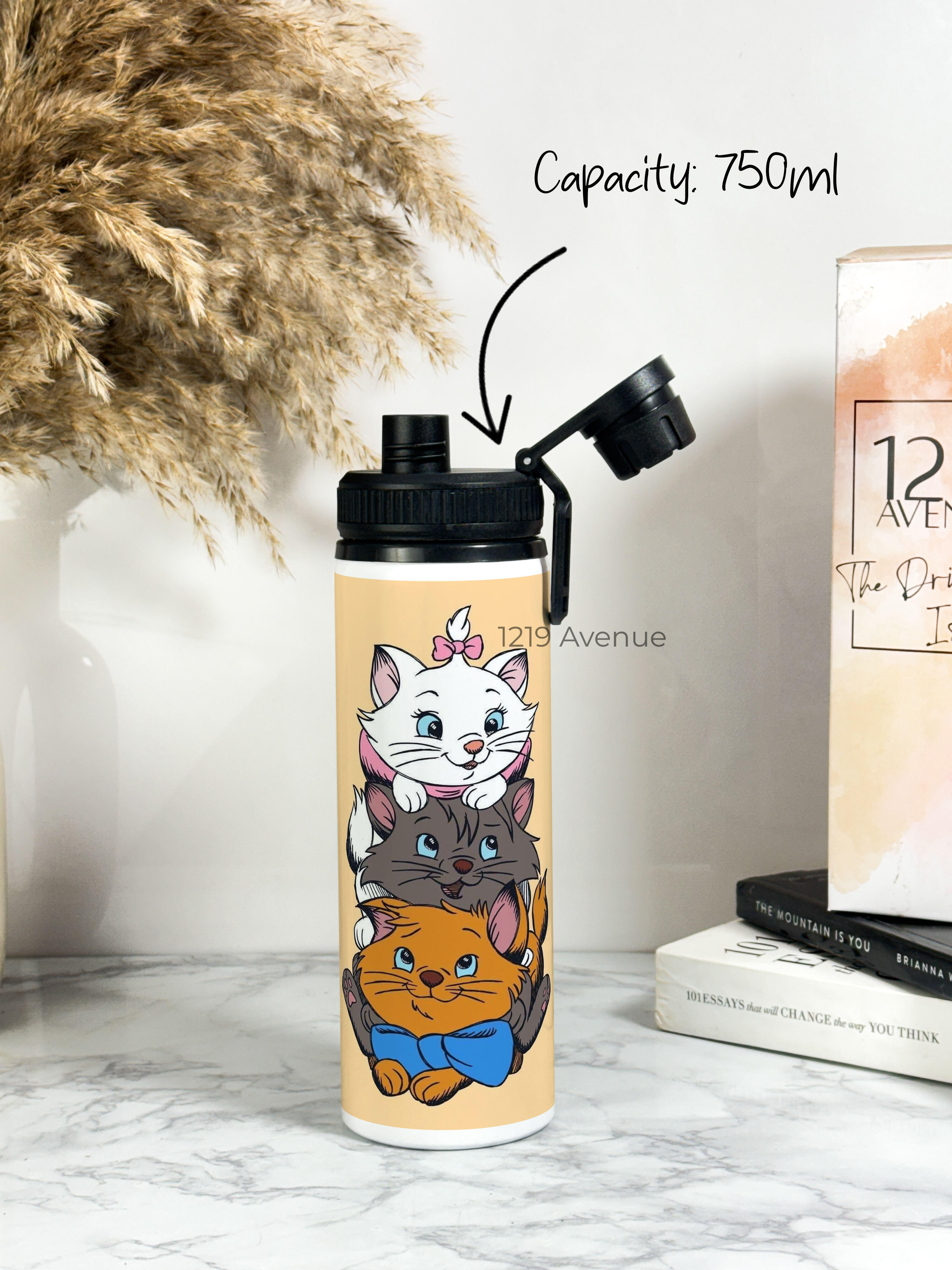 Tank-Sip Bottle 750ml | Cat Love Print | Leak Proof | Printed Bottle with Carry Hook, Durable & Stylish