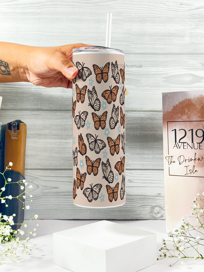 Colossal Tumbler 750ML with silicon straw| Chic Flutter Fantasy Print |Double Walled Insulated Tumbler