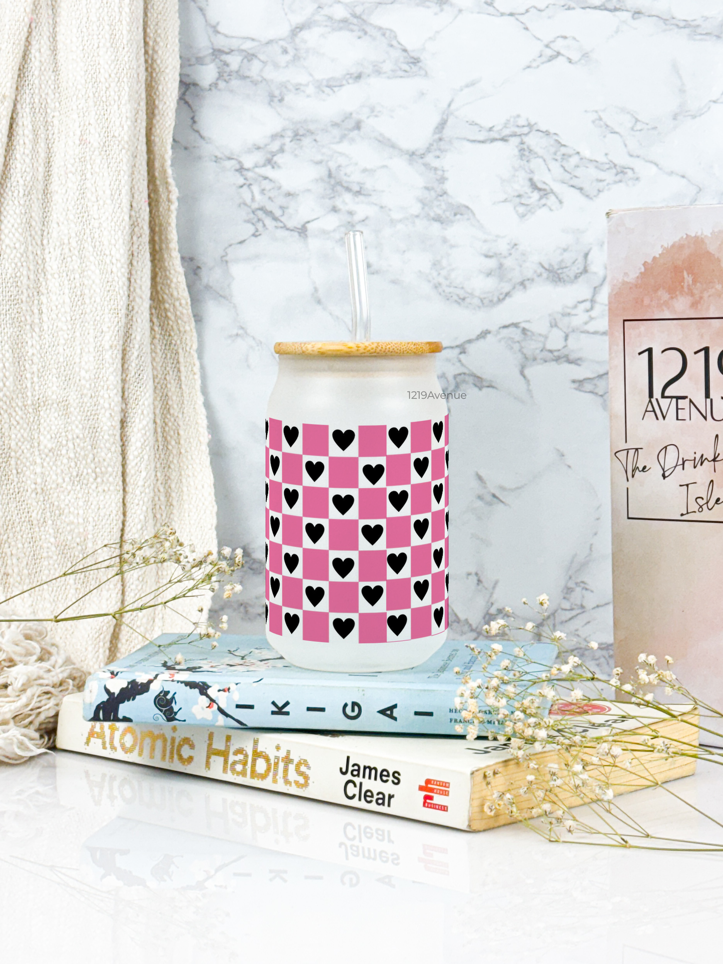 Frosted Can Shaped Sipper 500ml | Checkered Hearts Print| 17oz Can Tumbler with Straw and Lid