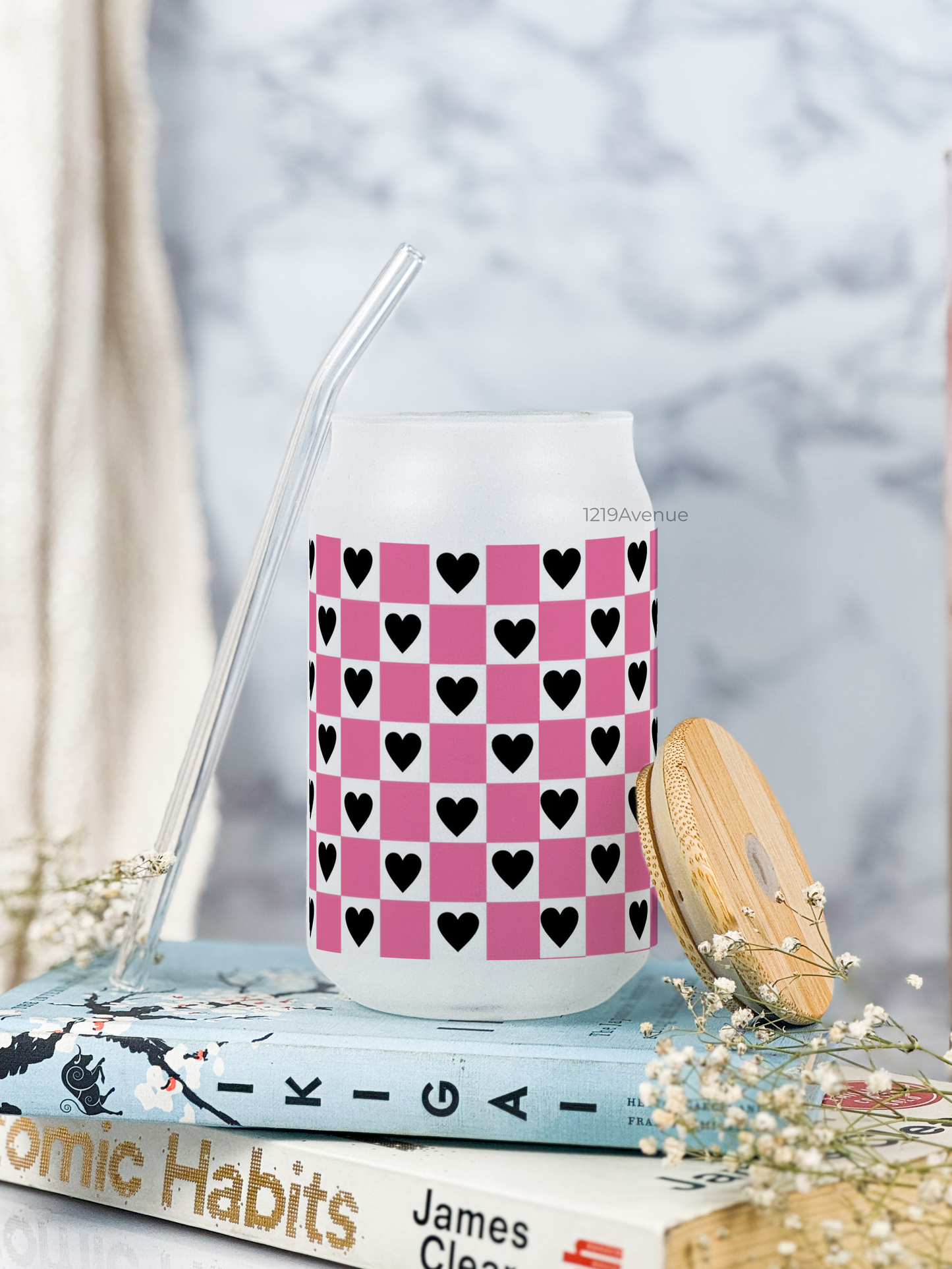 Frosted Can Shaped Sipper 500ml | Checkered Hearts Print| 17oz Can Tumbler with Straw and Lid