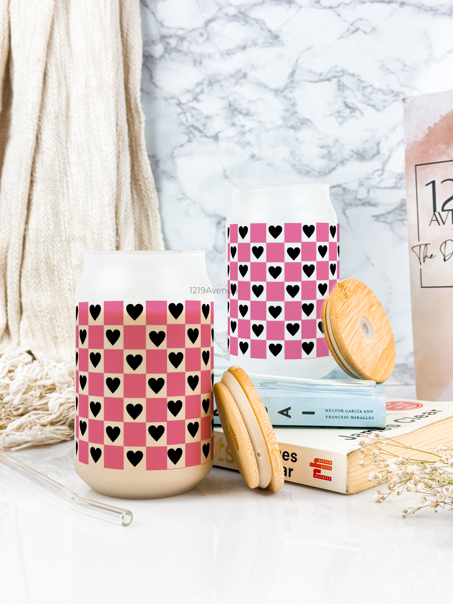 Frosted Can Shaped Sipper 500ml | Checkered Hearts Print| 17oz Can Tumbler with Straw and Lid