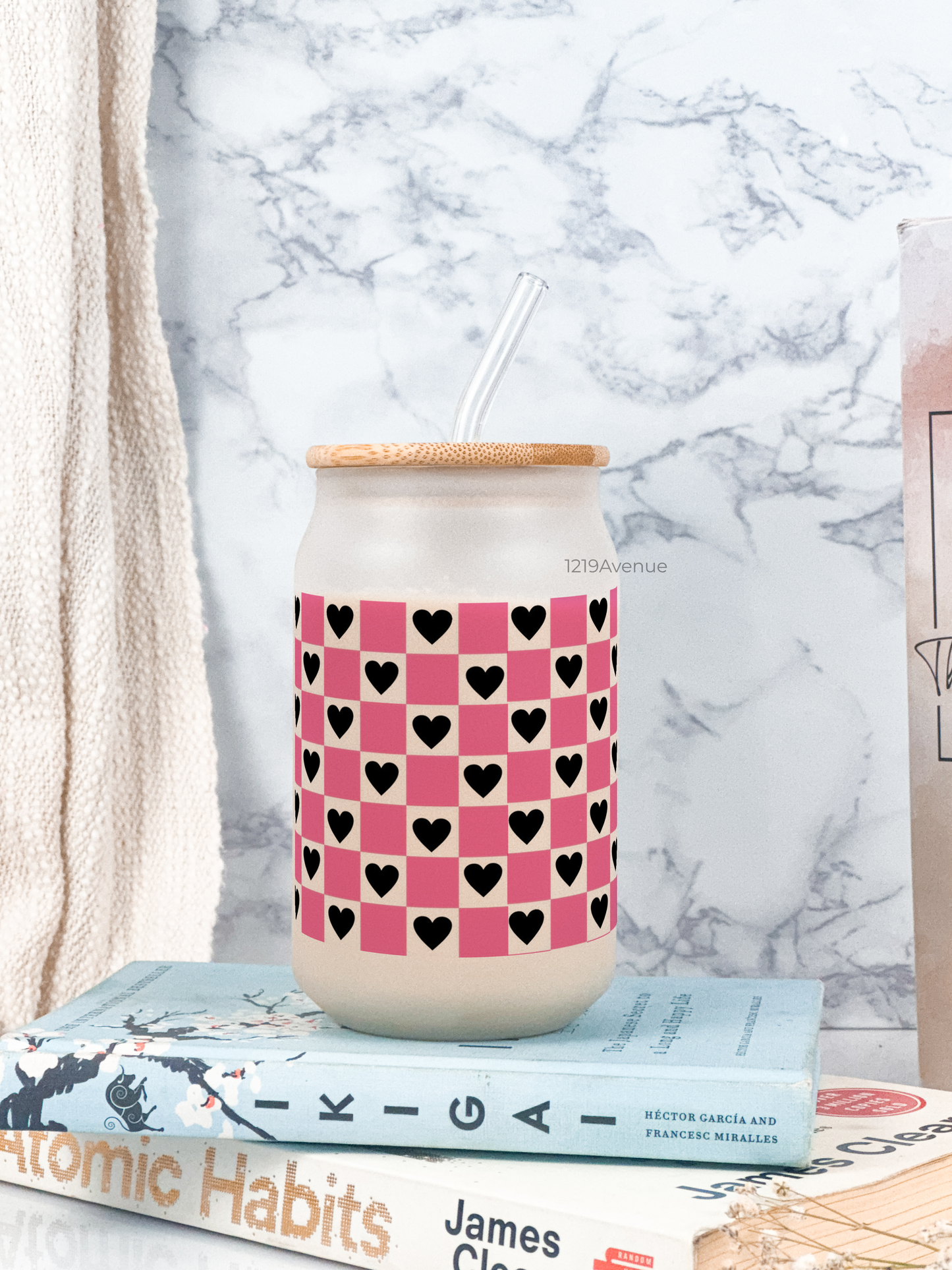 Frosted Can Shaped Sipper 500ml | Checkered Hearts Print| 17oz Can Tumbler with Straw and Lid