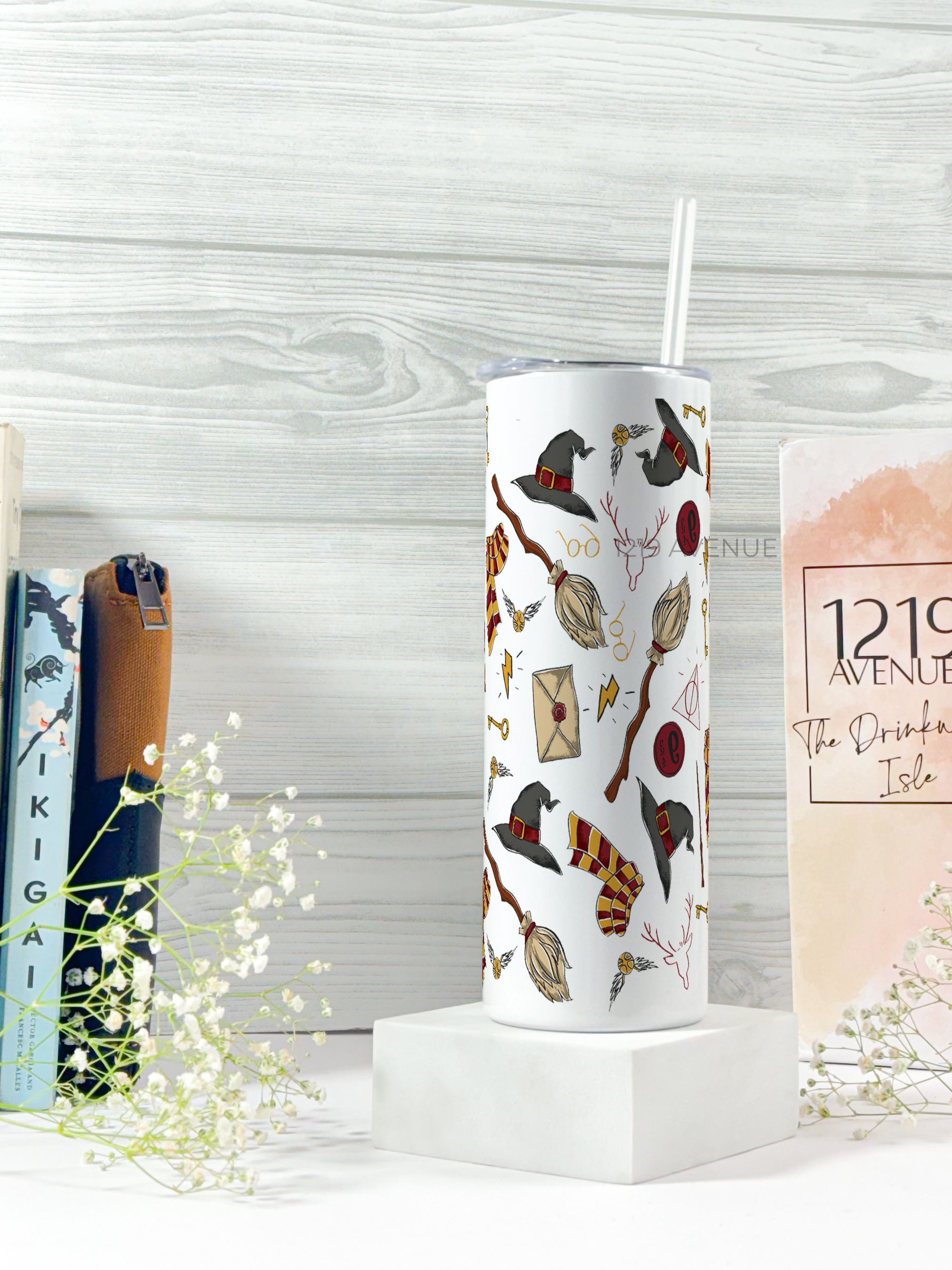 Colossal Tumbler 700ml with Straw | Cute H.P All Over Print| Double Walled Insulated Tumbler 7-8 hrs