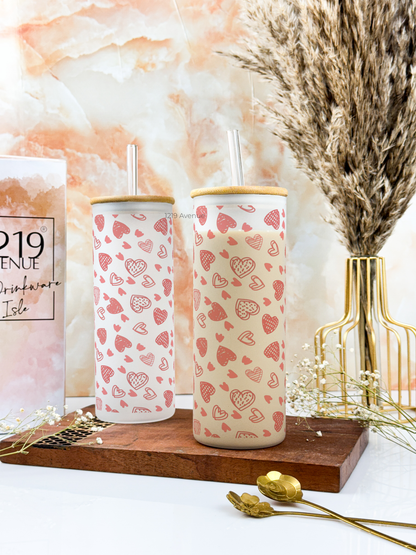 Frosted Grande Sipper 650ml| Hearts Hurrican Print| 20oz Tall Tumbler with Straw and Lid